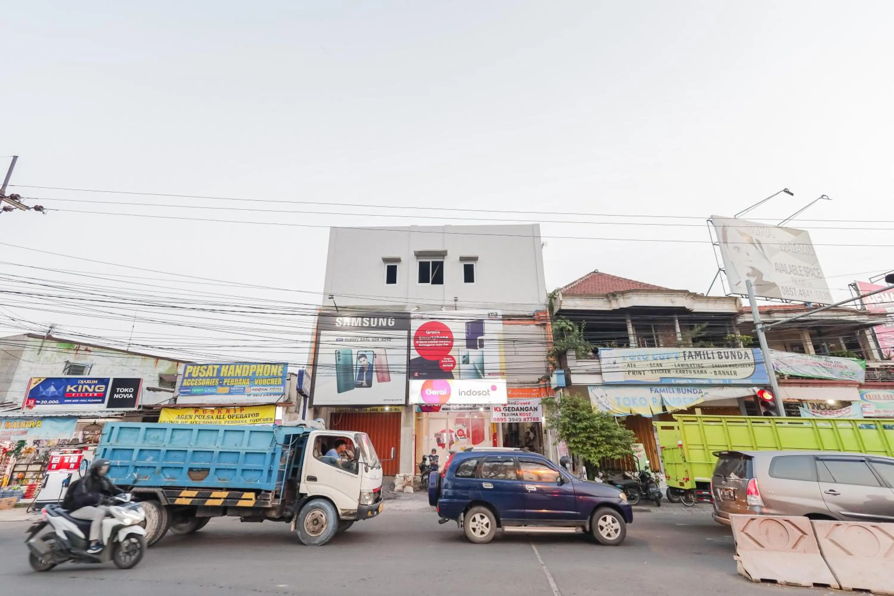 Property building in RedDoorz @ Gedangan Sidoarjo