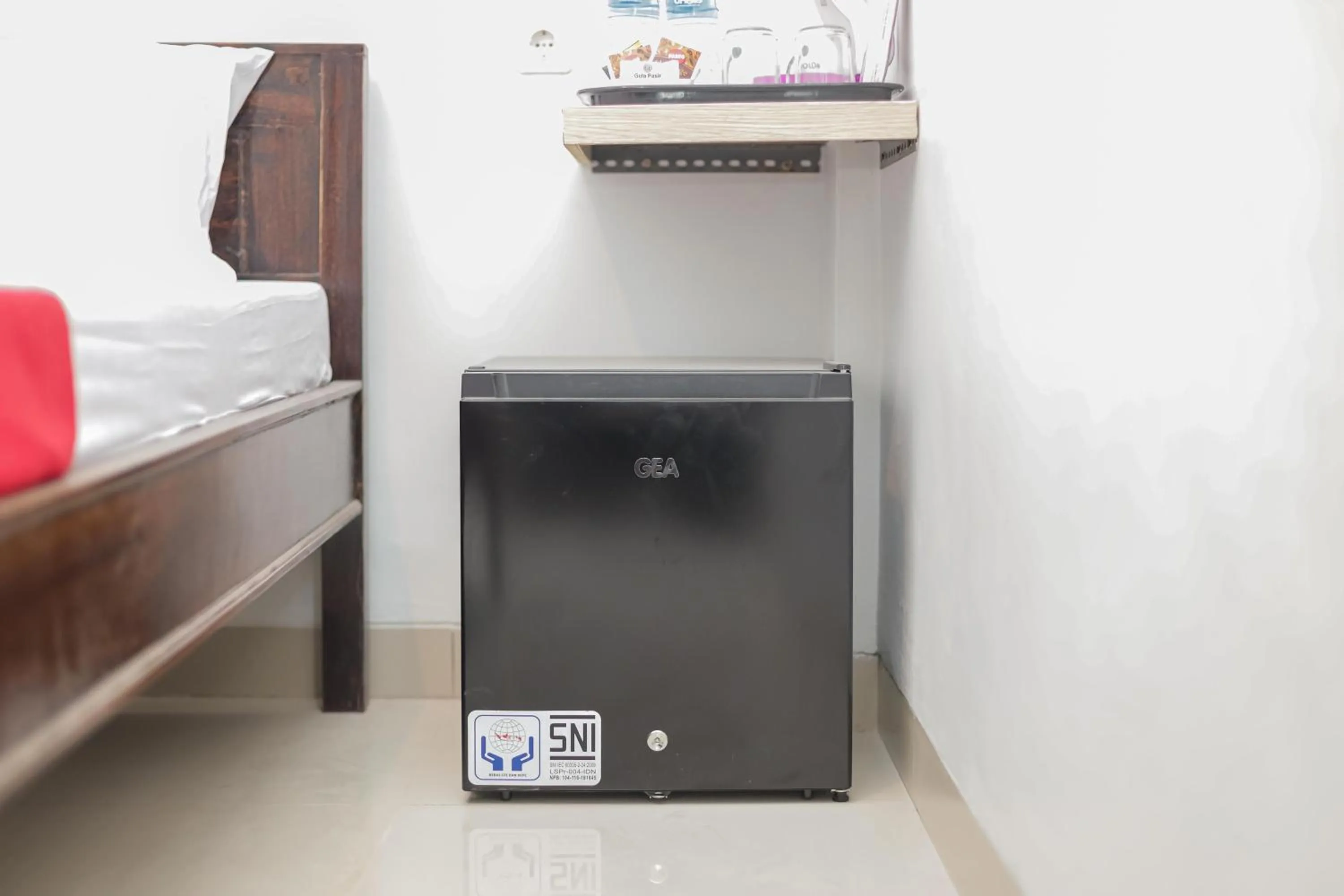 Bedroom in RedDoorz @ Gedangan Sidoarjo