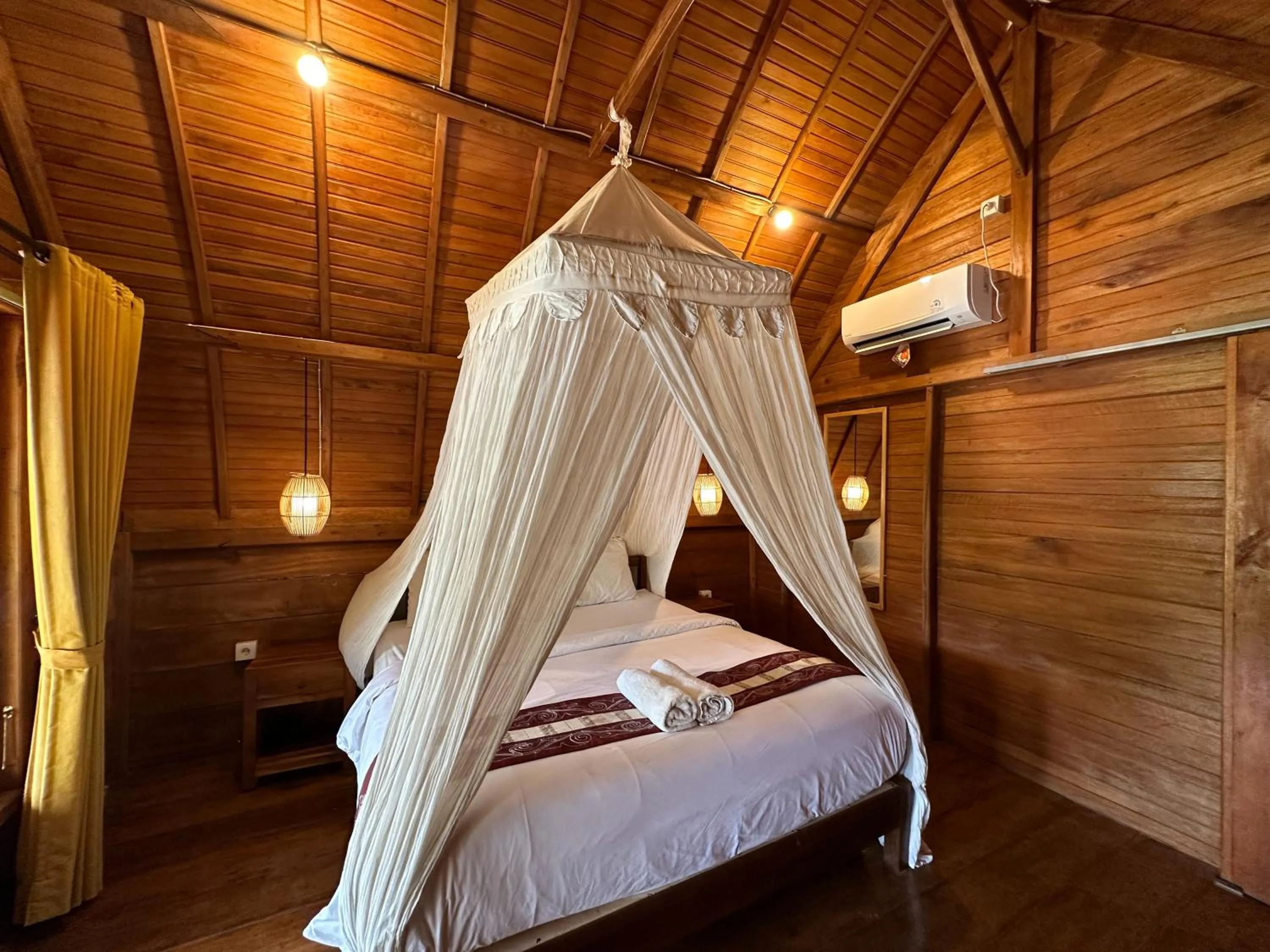Bed in Sunset Hill Penida Resort