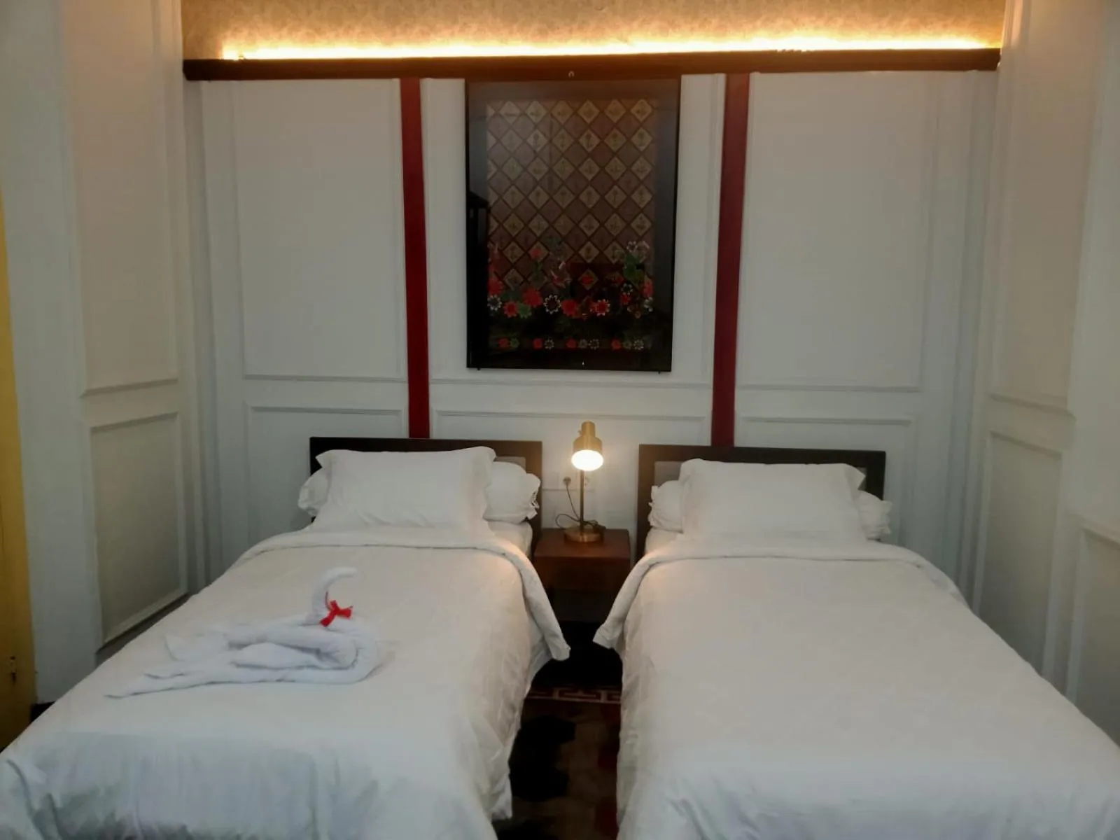 Bedroom, Bed in Mruyung Guest House Kota Lama Banyumas Mitra RedDoorz