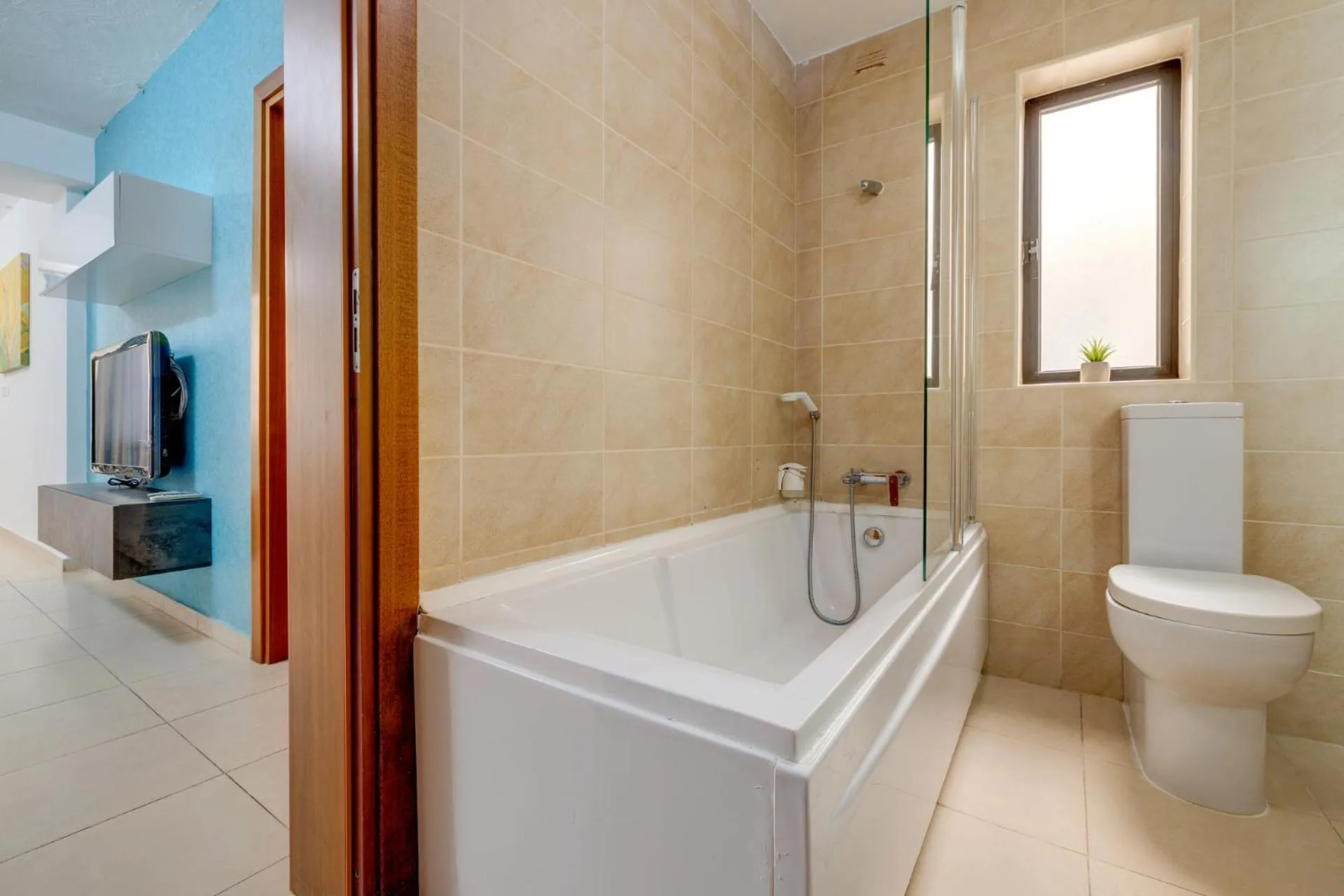 Bath in Sliema Tigne Suites