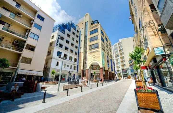 Neighbourhood in Sliema Tigne Suites