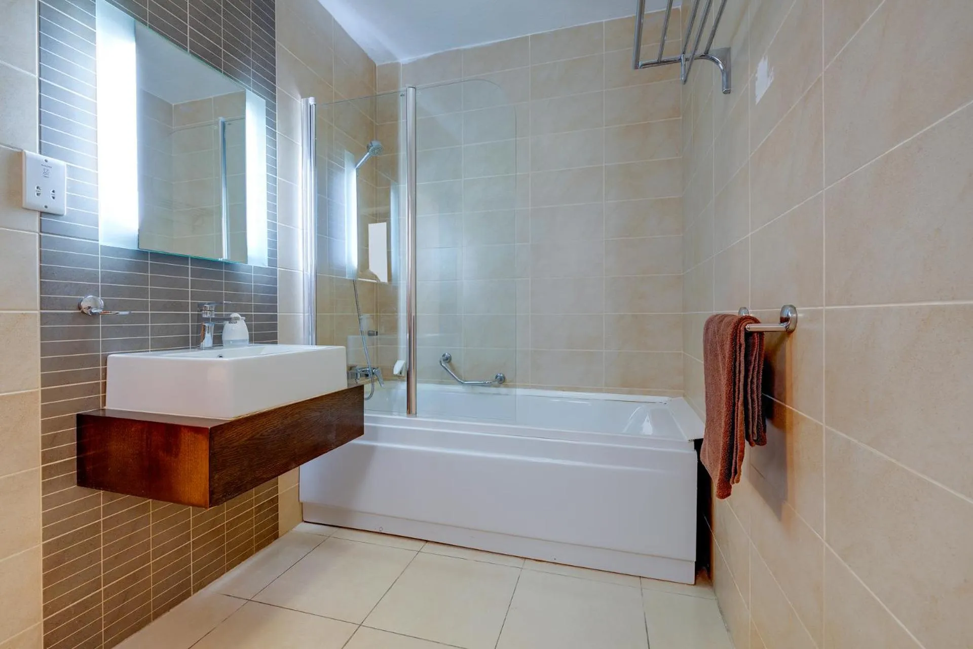 Bathroom in Sliema Tigne Suites