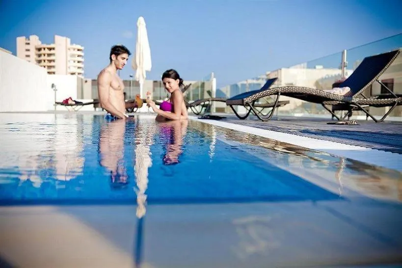 Swimming pool in Sliema Tigne Suites