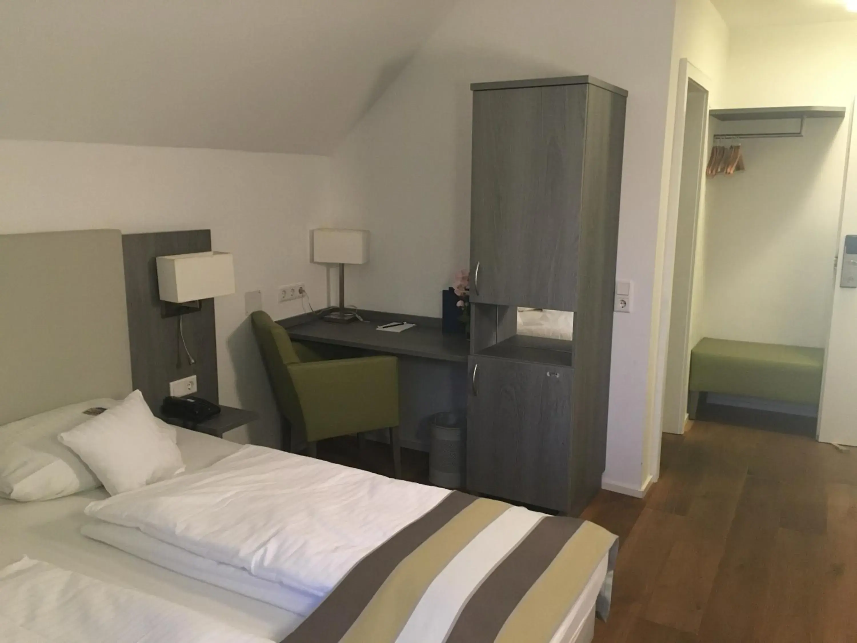 Small Double Room - single occupancy in Hotel am Schloss Small Double Room - single occupancy in Hotel am Schloss