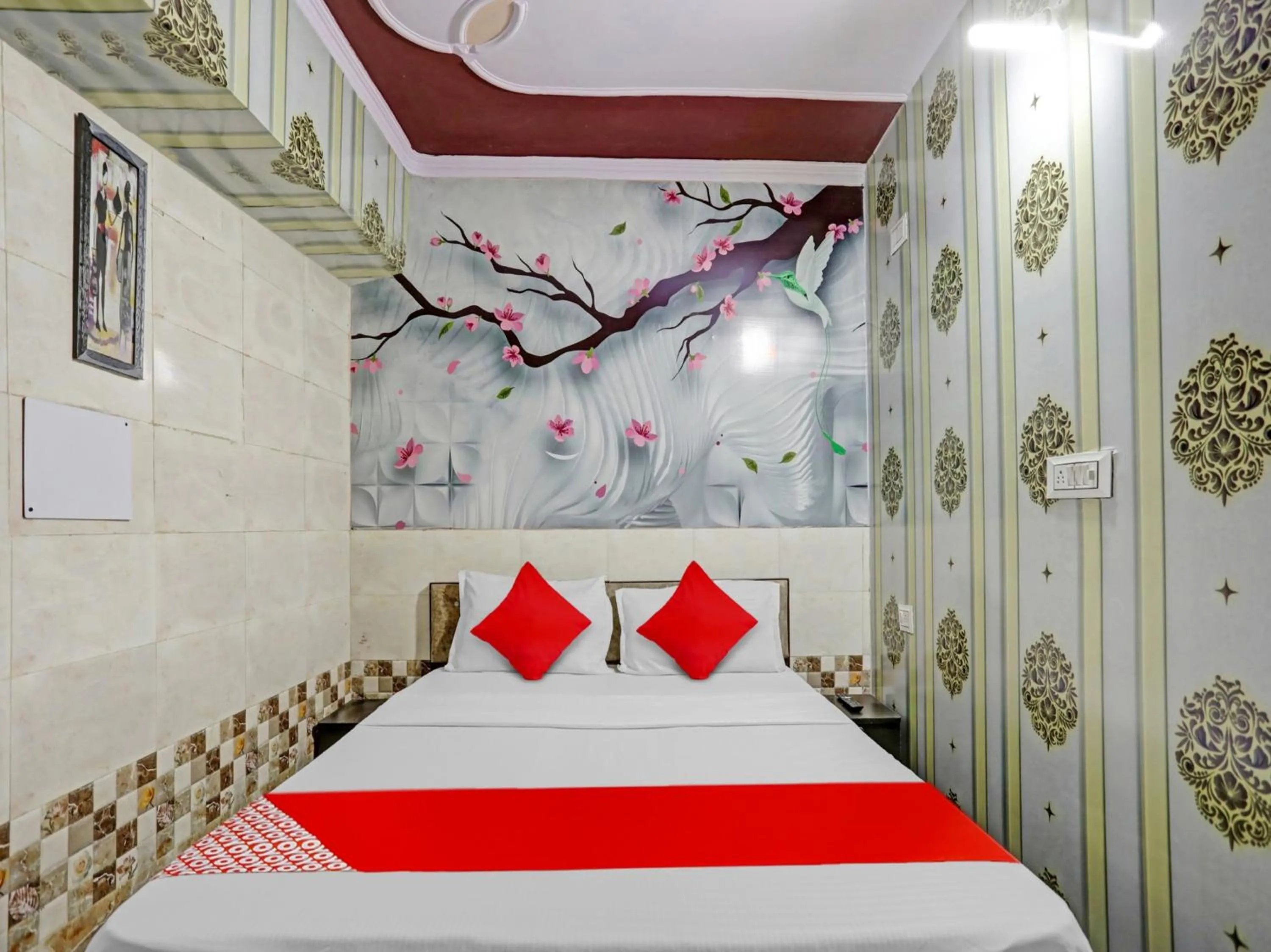 Bedroom, Bed in Hotel O by OYO Golden Residency