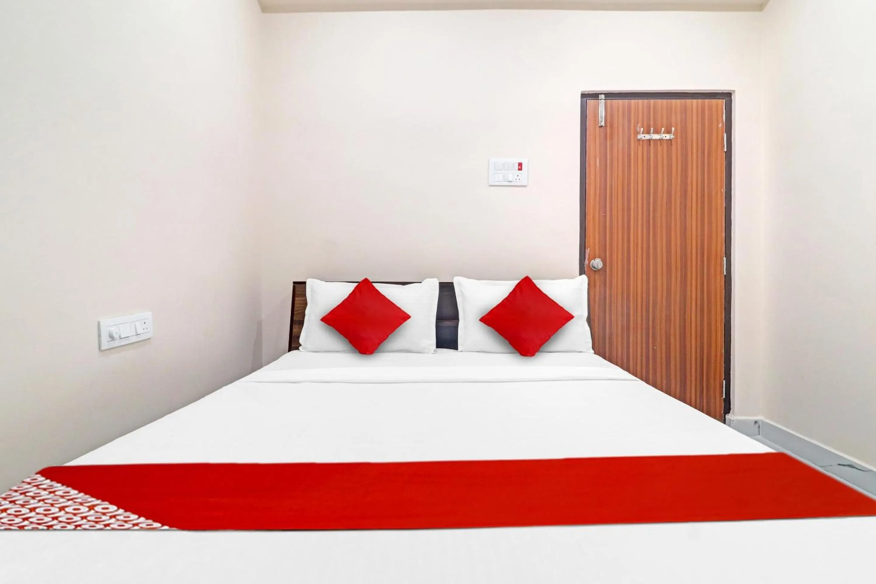 Bedroom, Bed in Hotel O SV Grand