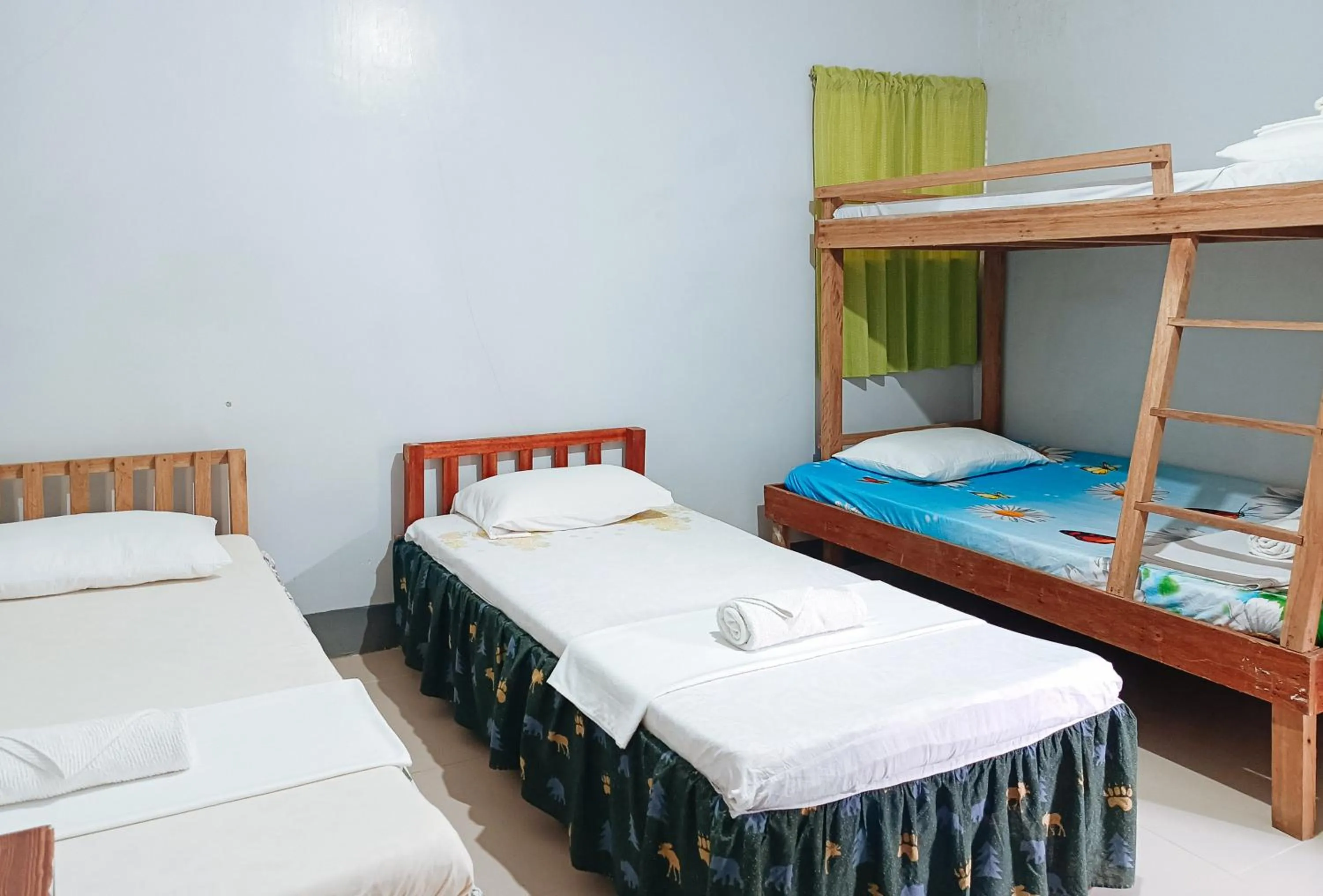 Bed in RedDoorz @ Star Jewel Lodge Apayao