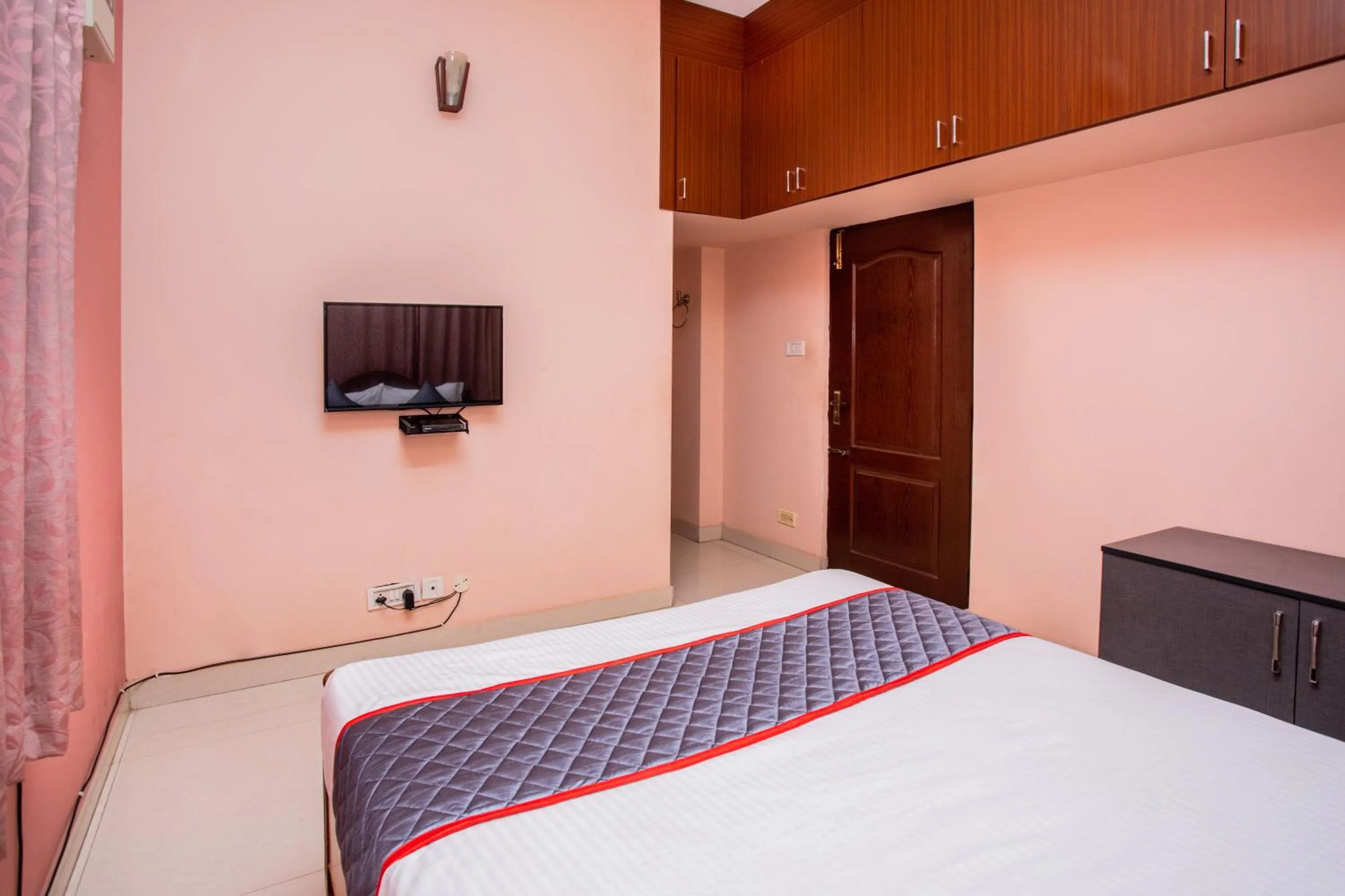 Bed in ITs SOUTH EAST RESIDENCY