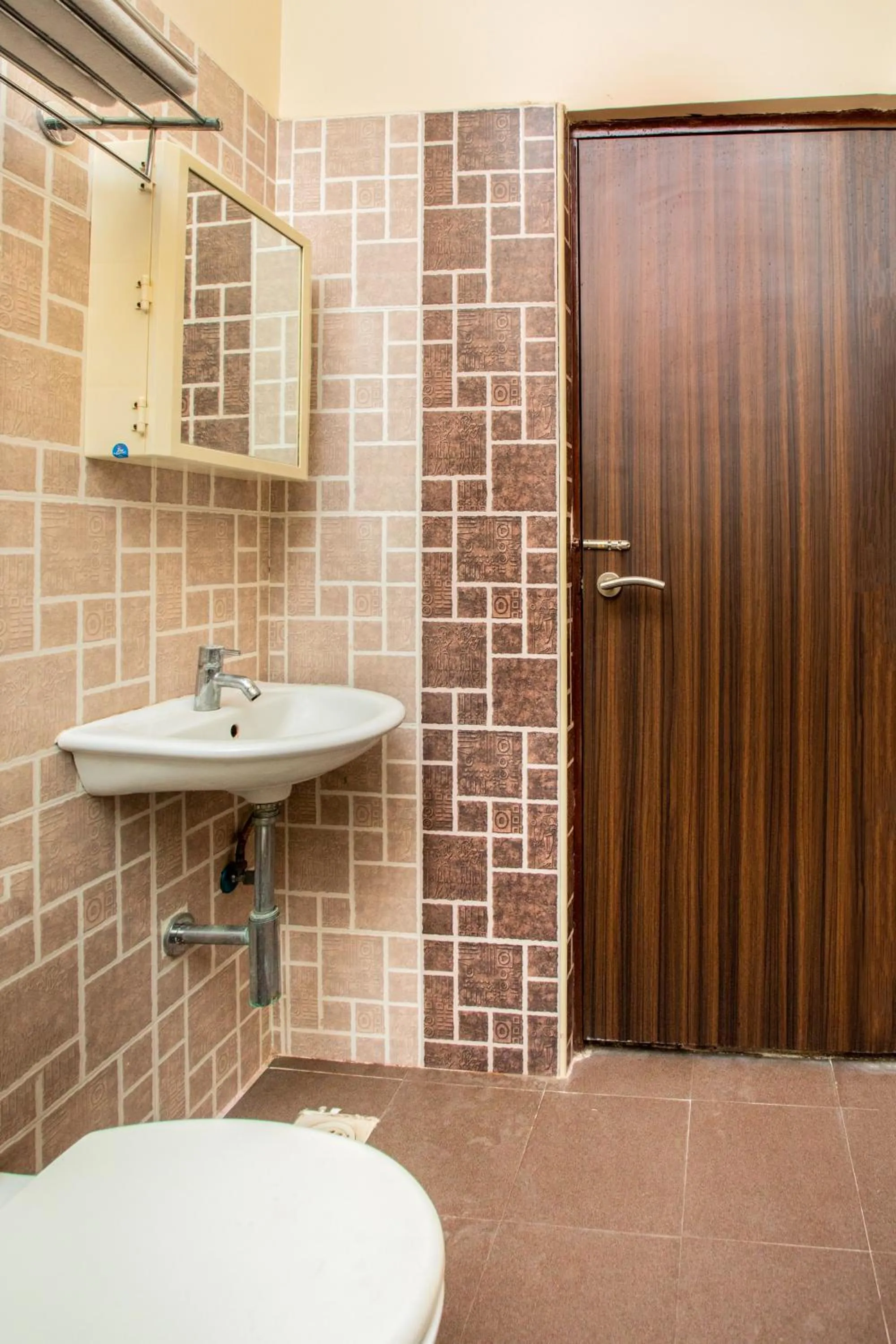 Bathroom in ITs SOUTH EAST RESIDENCY