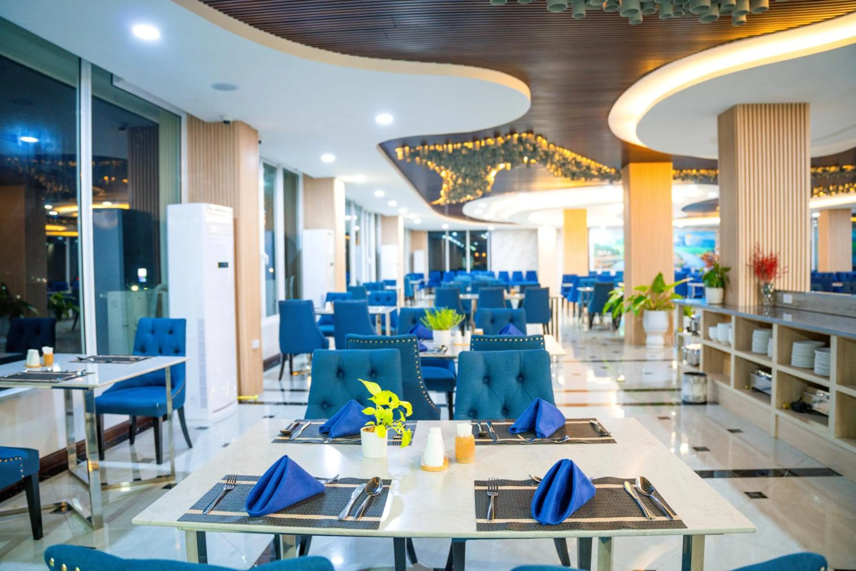 Restaurant/places to eat in S Vangvieng Boutique Hotel