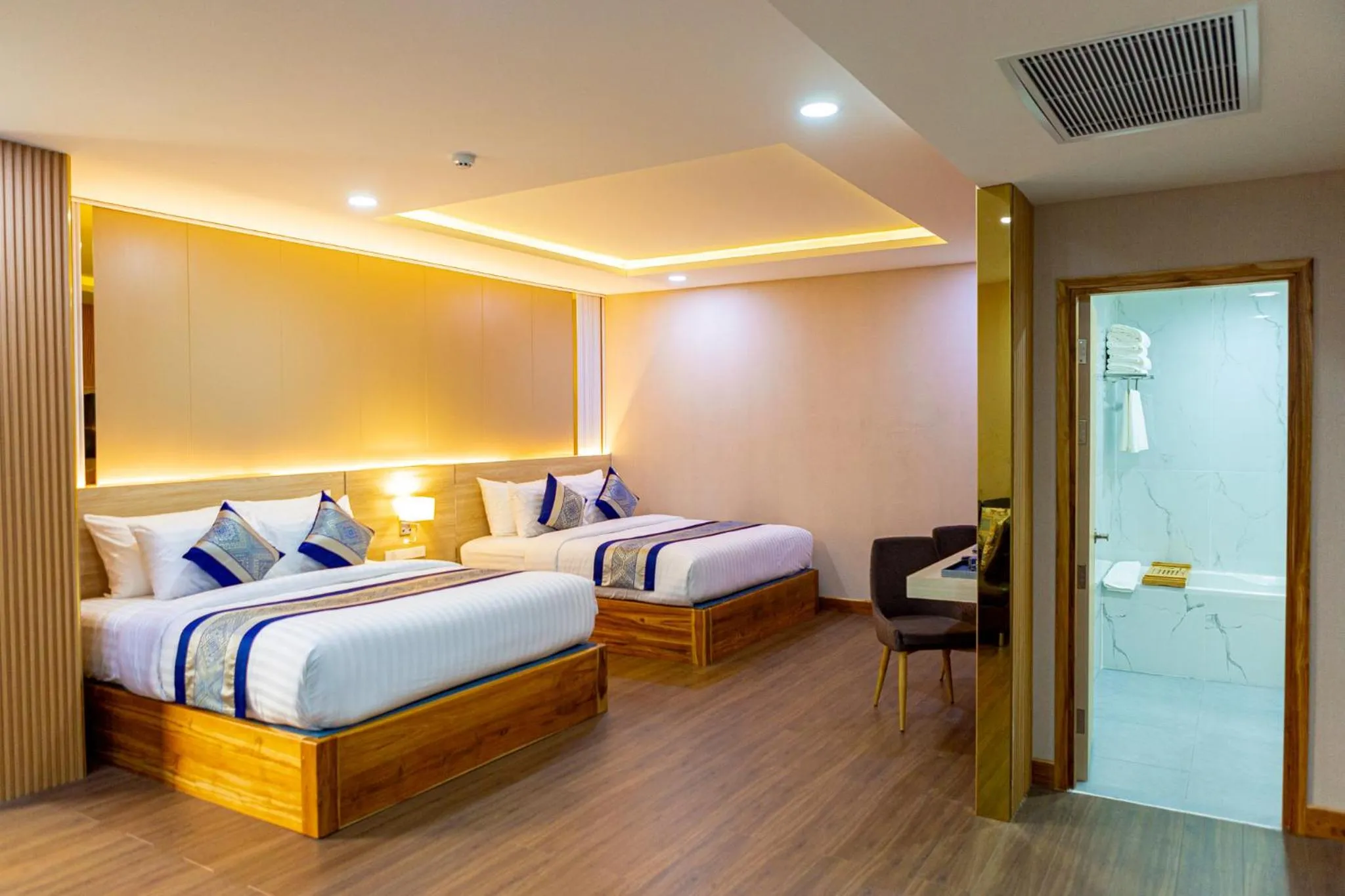 Photo of the whole room, Bed in S Vangvieng Boutique Hotel