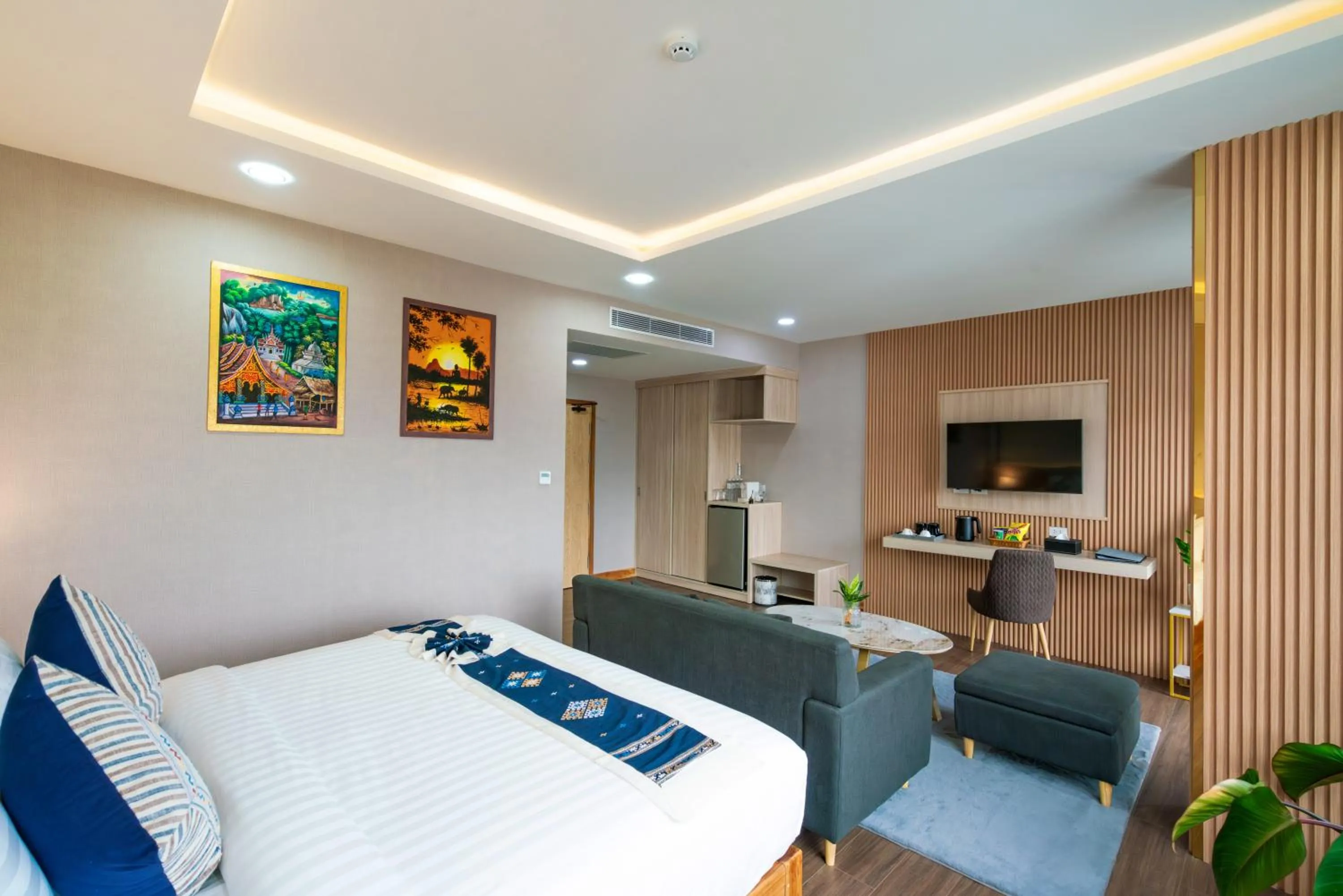 Bed in S Vangvieng Boutique Hotel