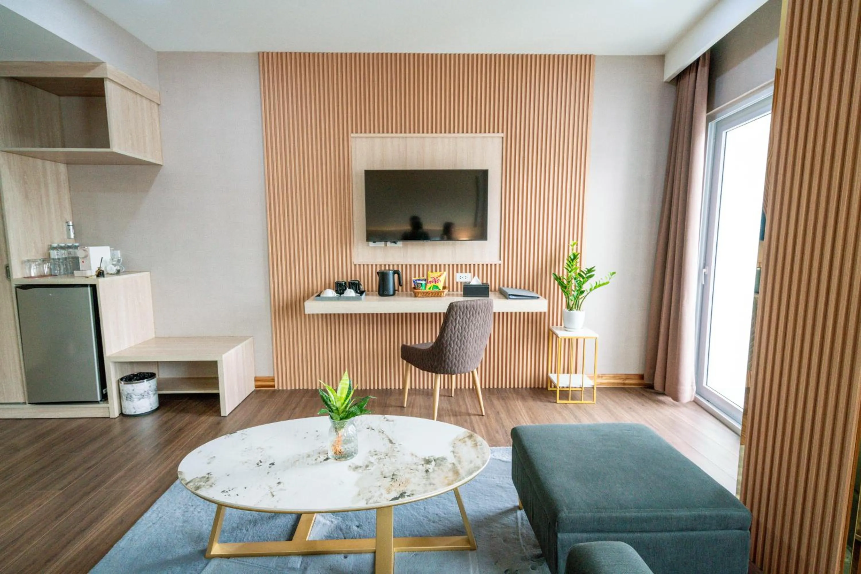 Seating area in S Vangvieng Boutique Hotel