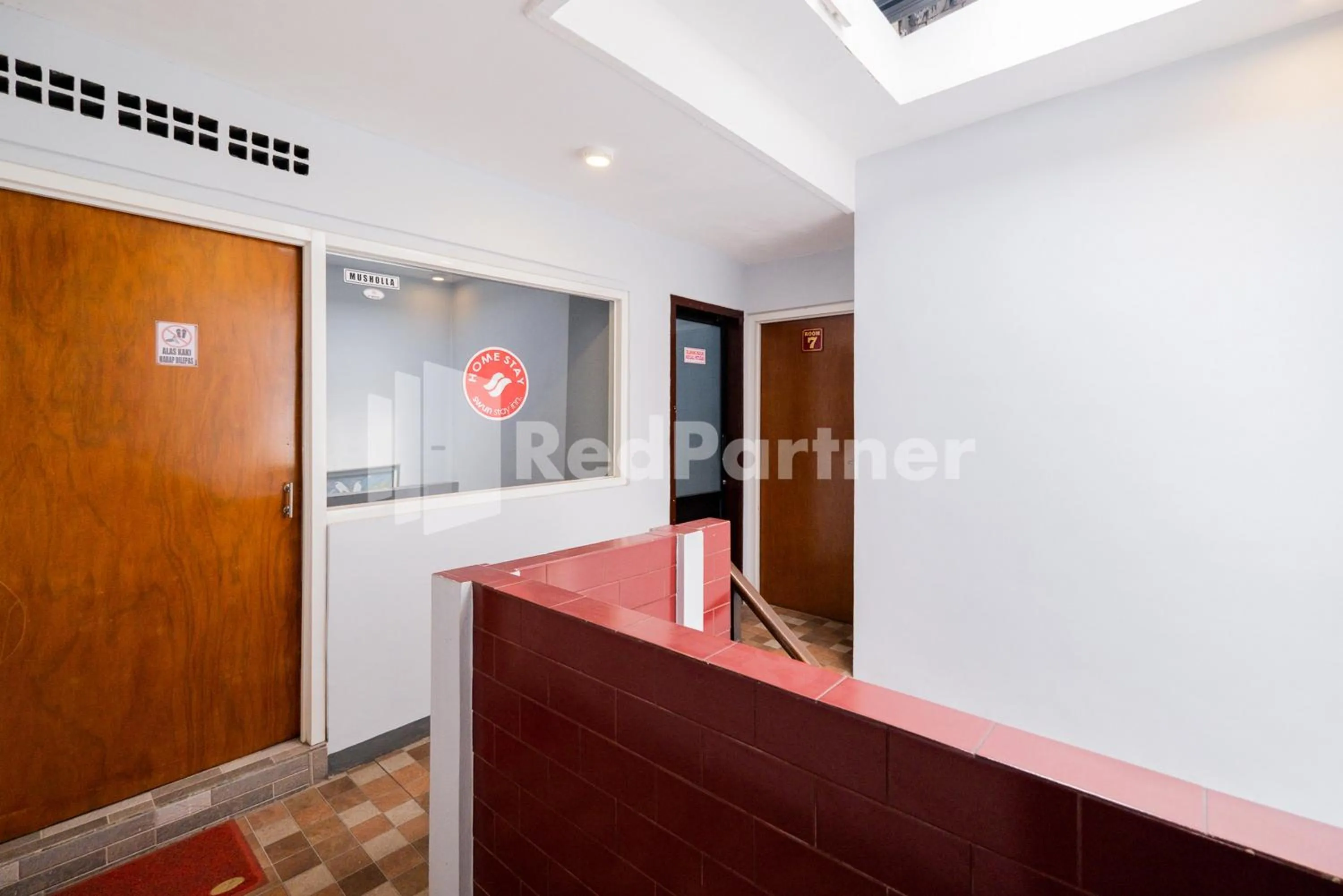 Property building in Swun Stay Inn At Sawahan Mitra RedDoorz