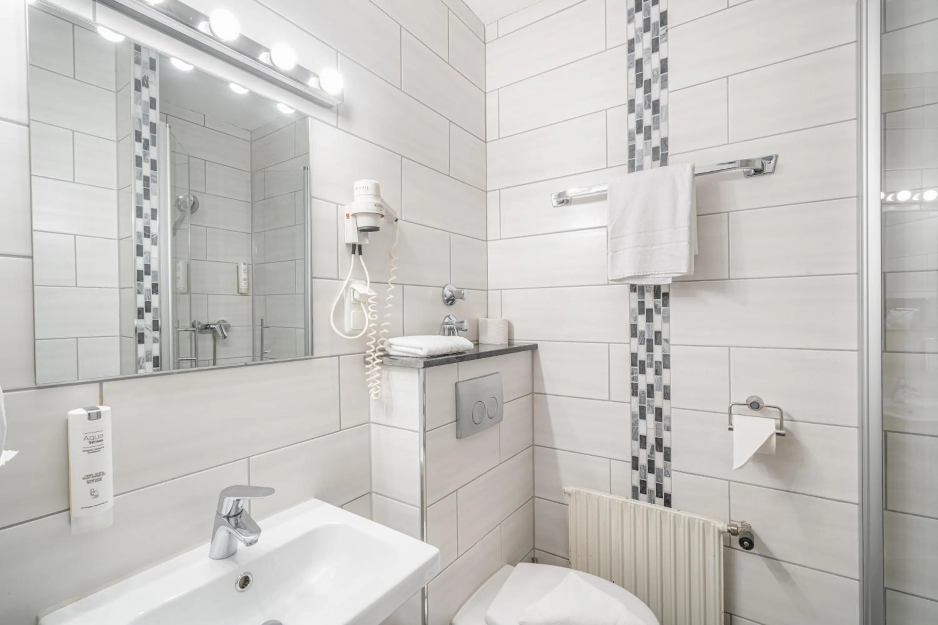 Bathroom in Hotel Schottenhof