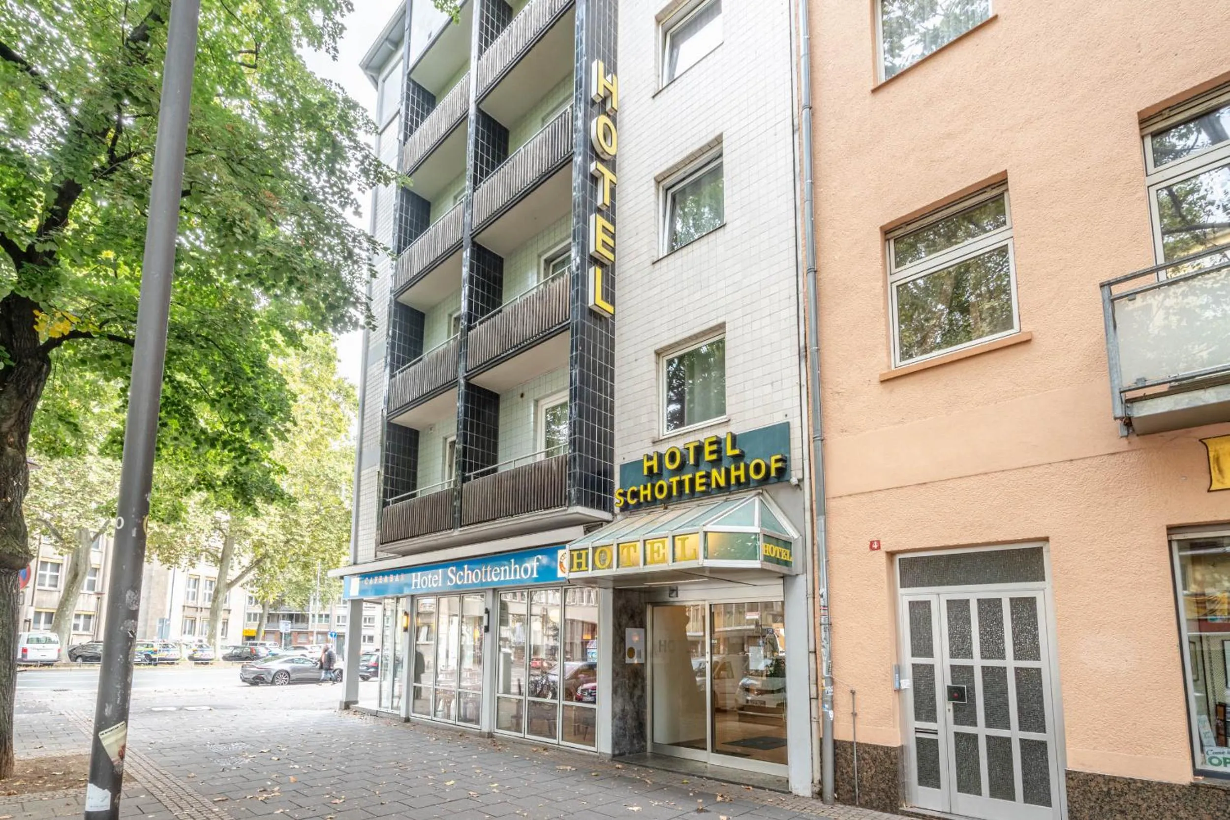 Property building in Hotel Schottenhof