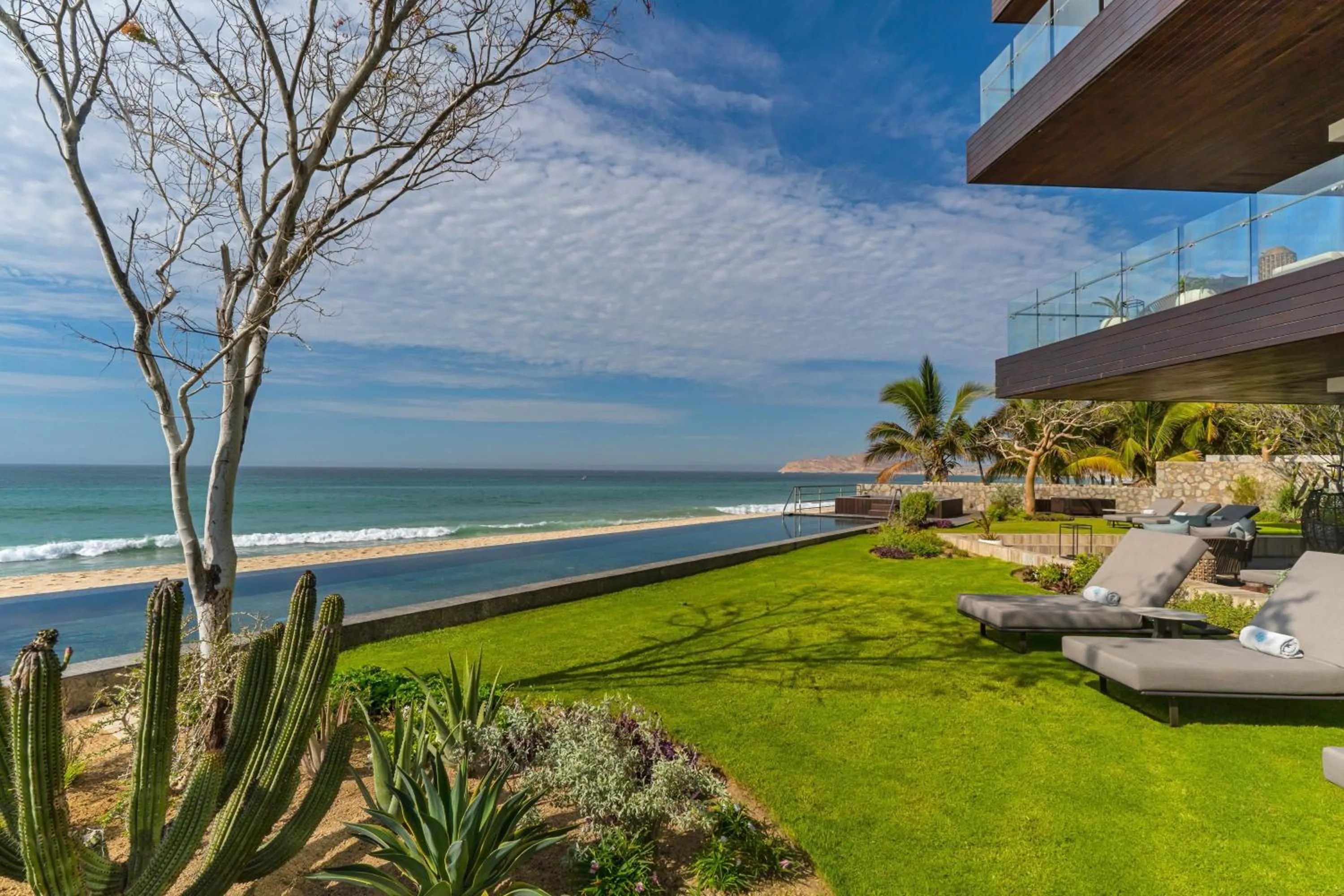 Swimming pool in The Residences at Solaz, a Luxury Collection Resort, Los Cabos