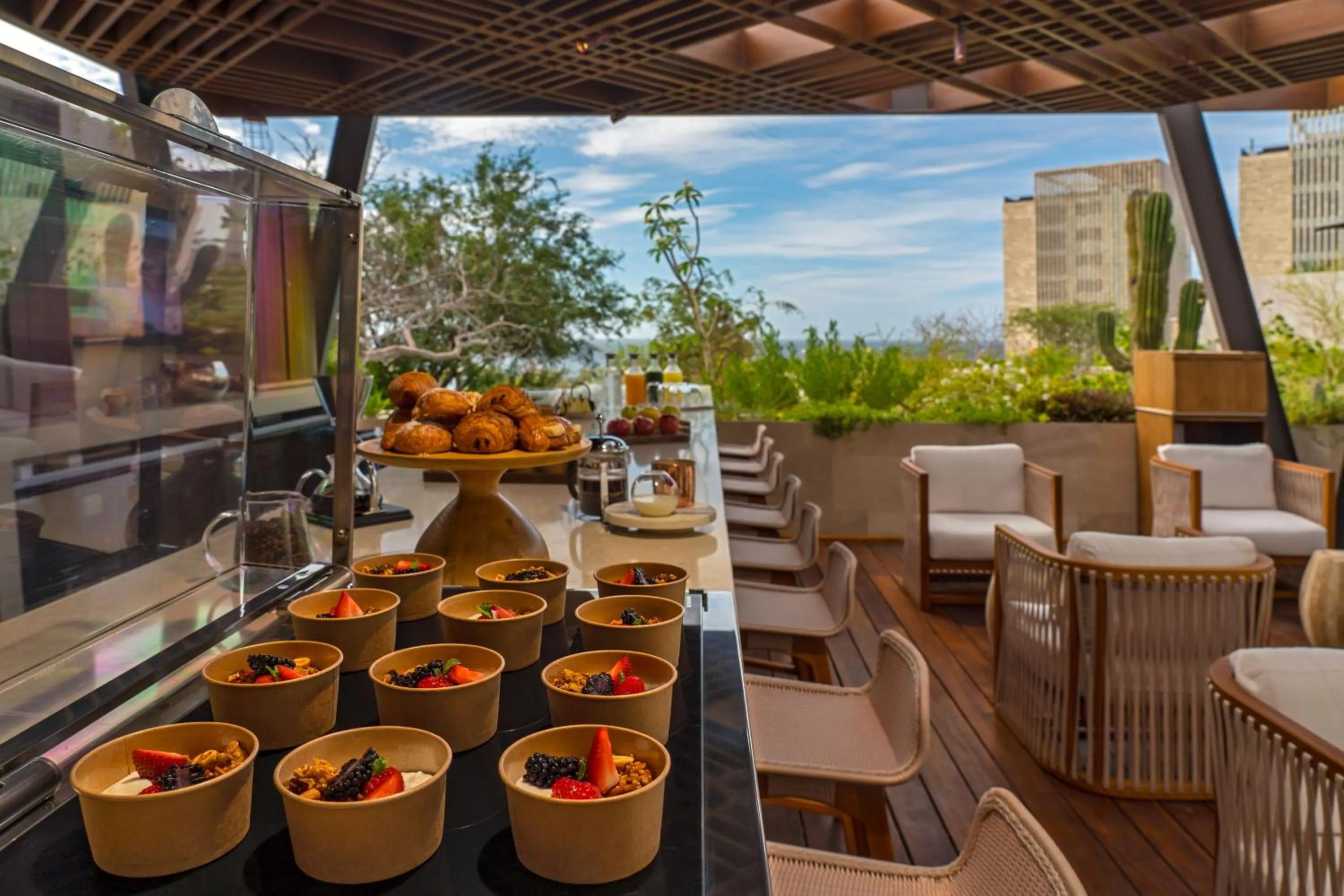 Lounge or bar in The Residences at Solaz, a Luxury Collection Resort, Los Cabos