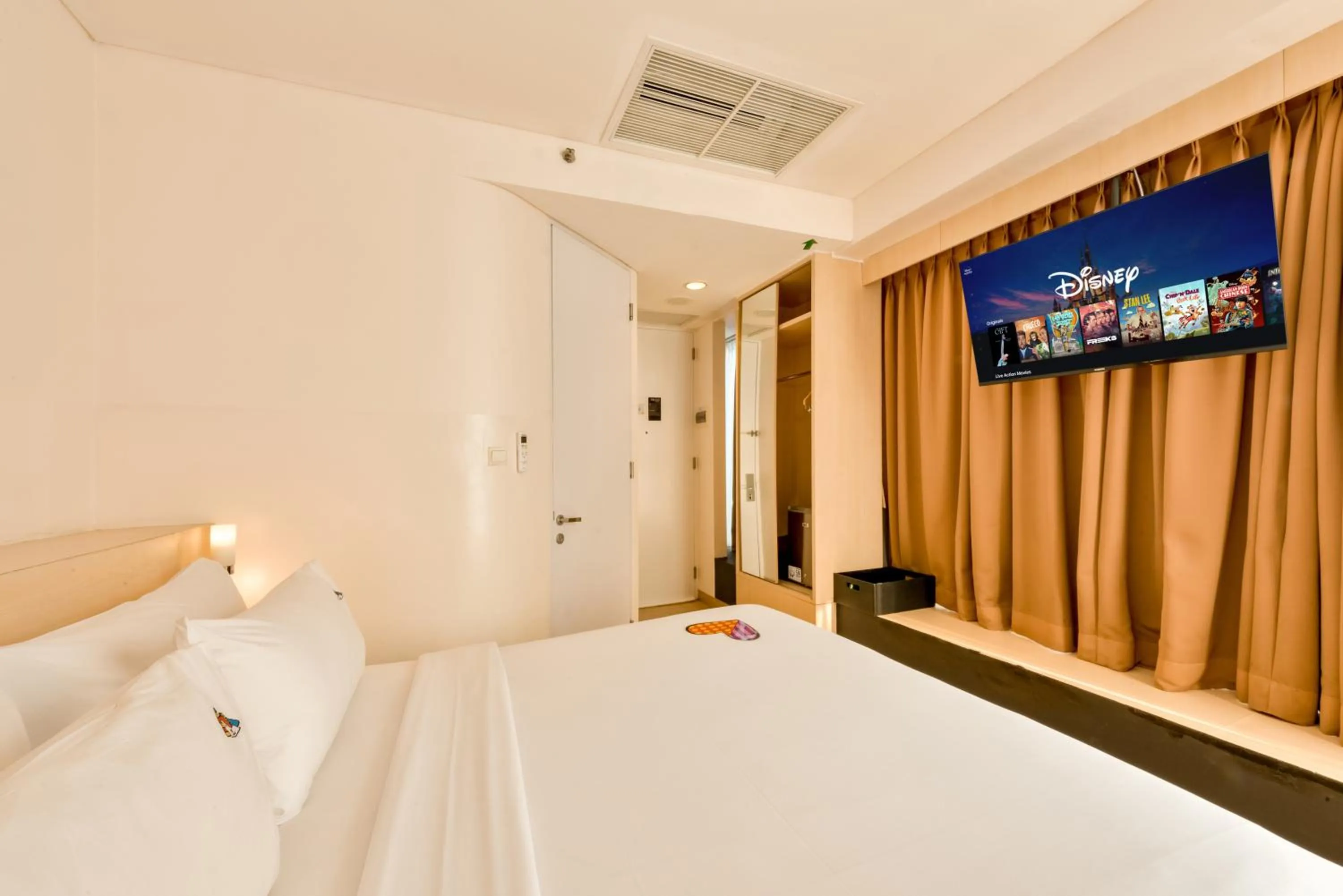 Bed in Maxone Premier Melawai