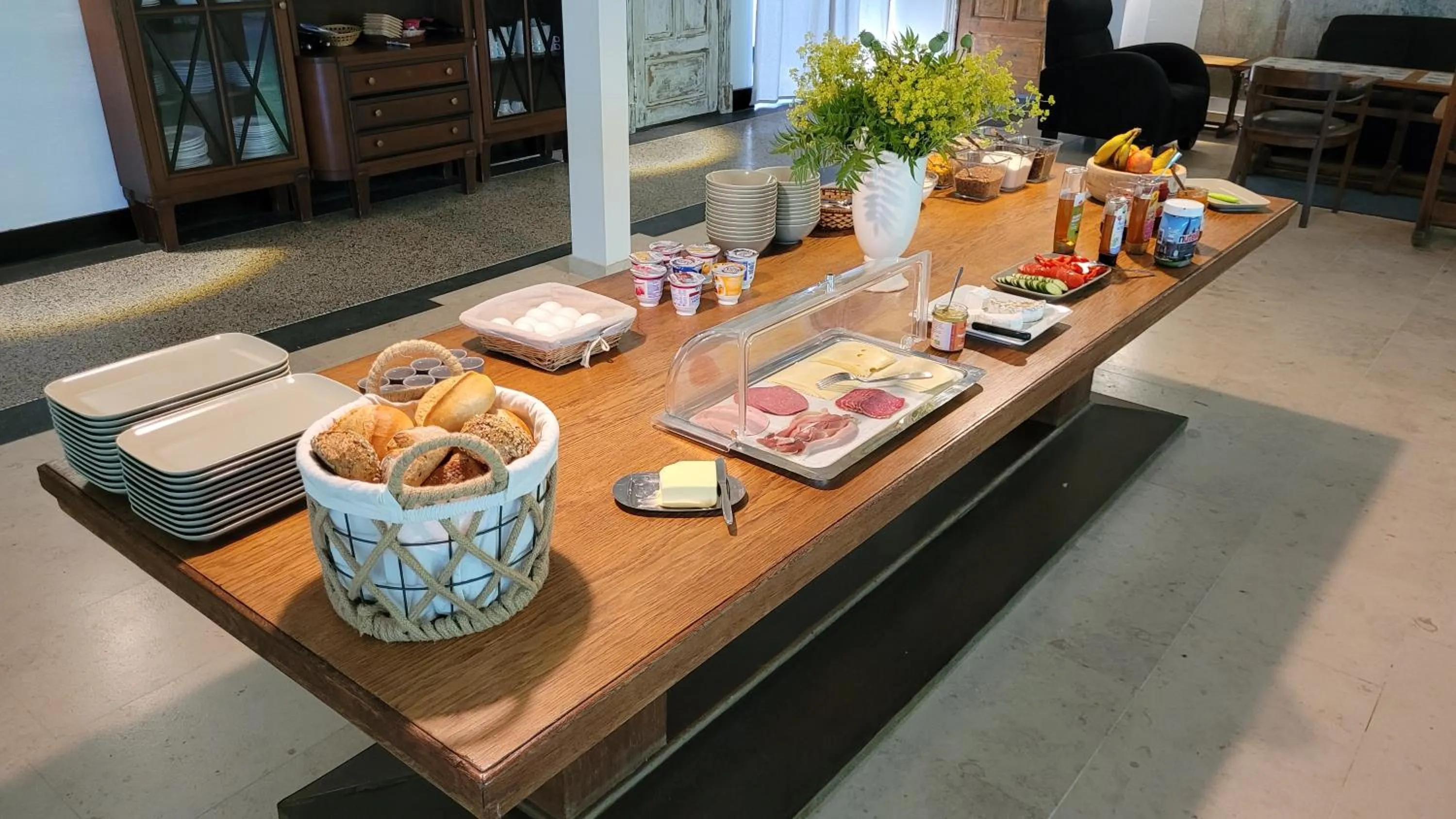 Breakfast in Hotel Lethehof