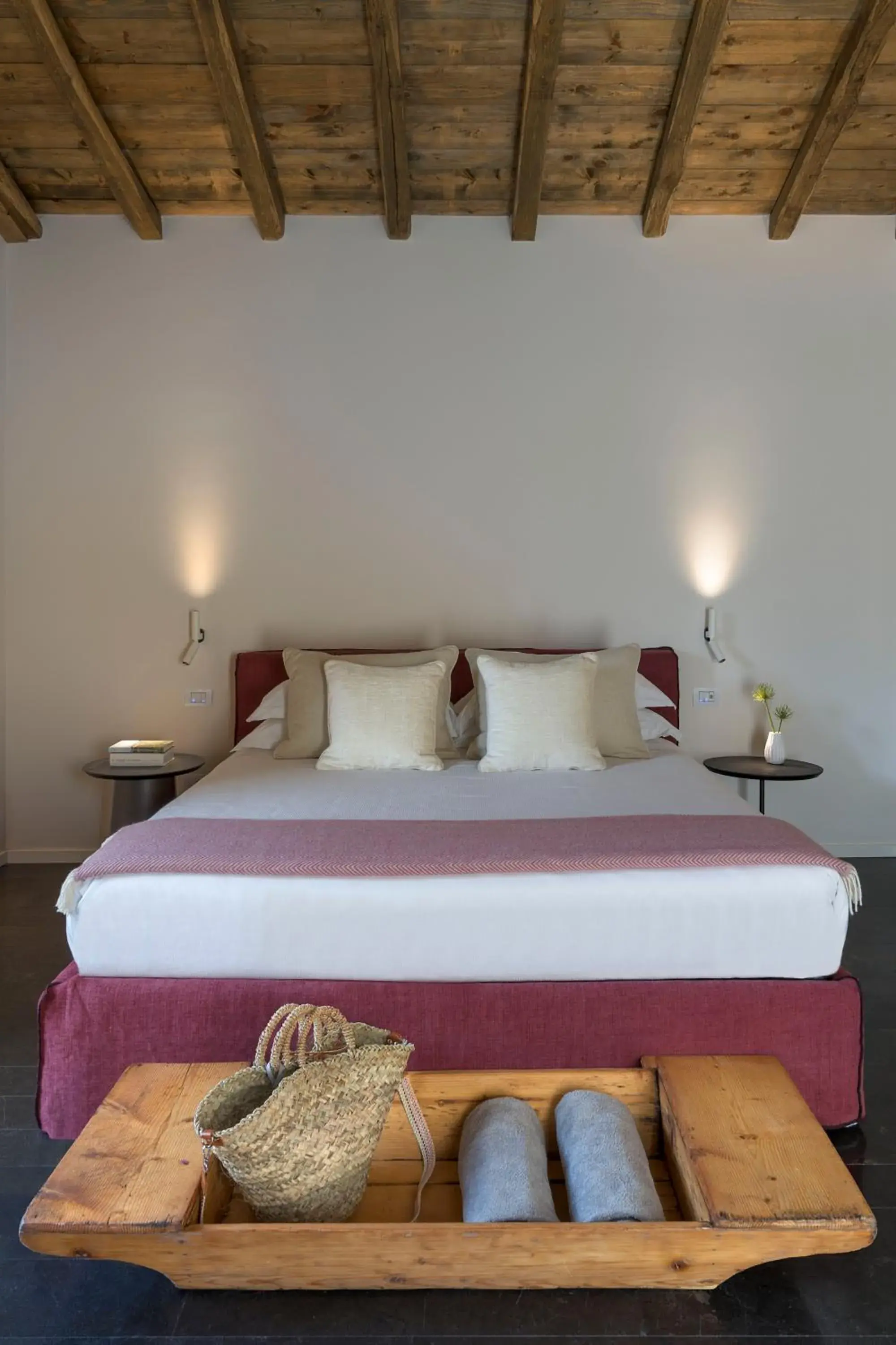 Superior Double Room in Dimora Cottanera Superior Double Room in Dimora Cottanera