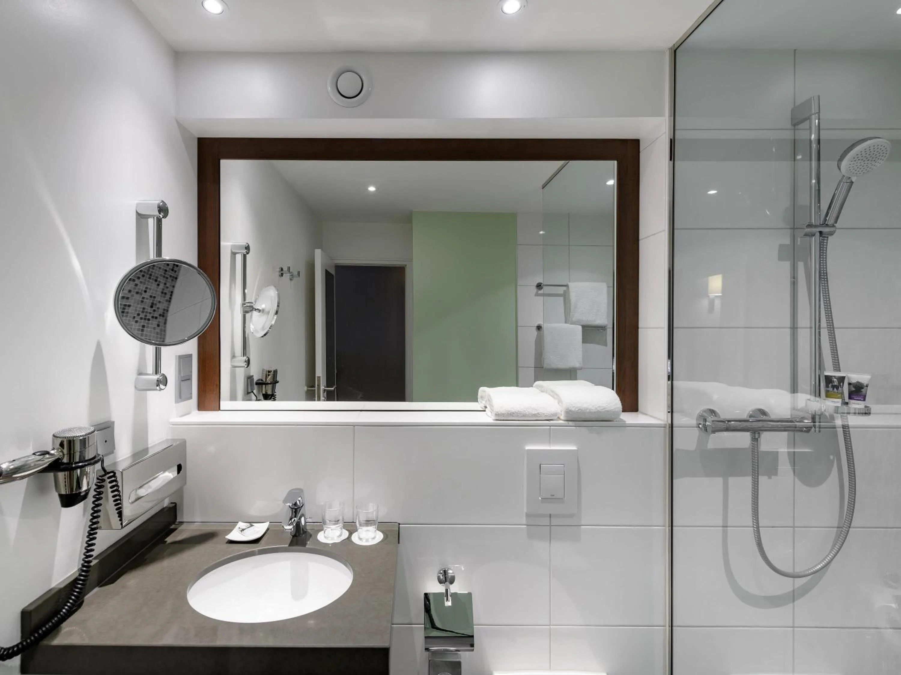 Bedroom in Mercure Stuttgart Sindelfingen an der Messe