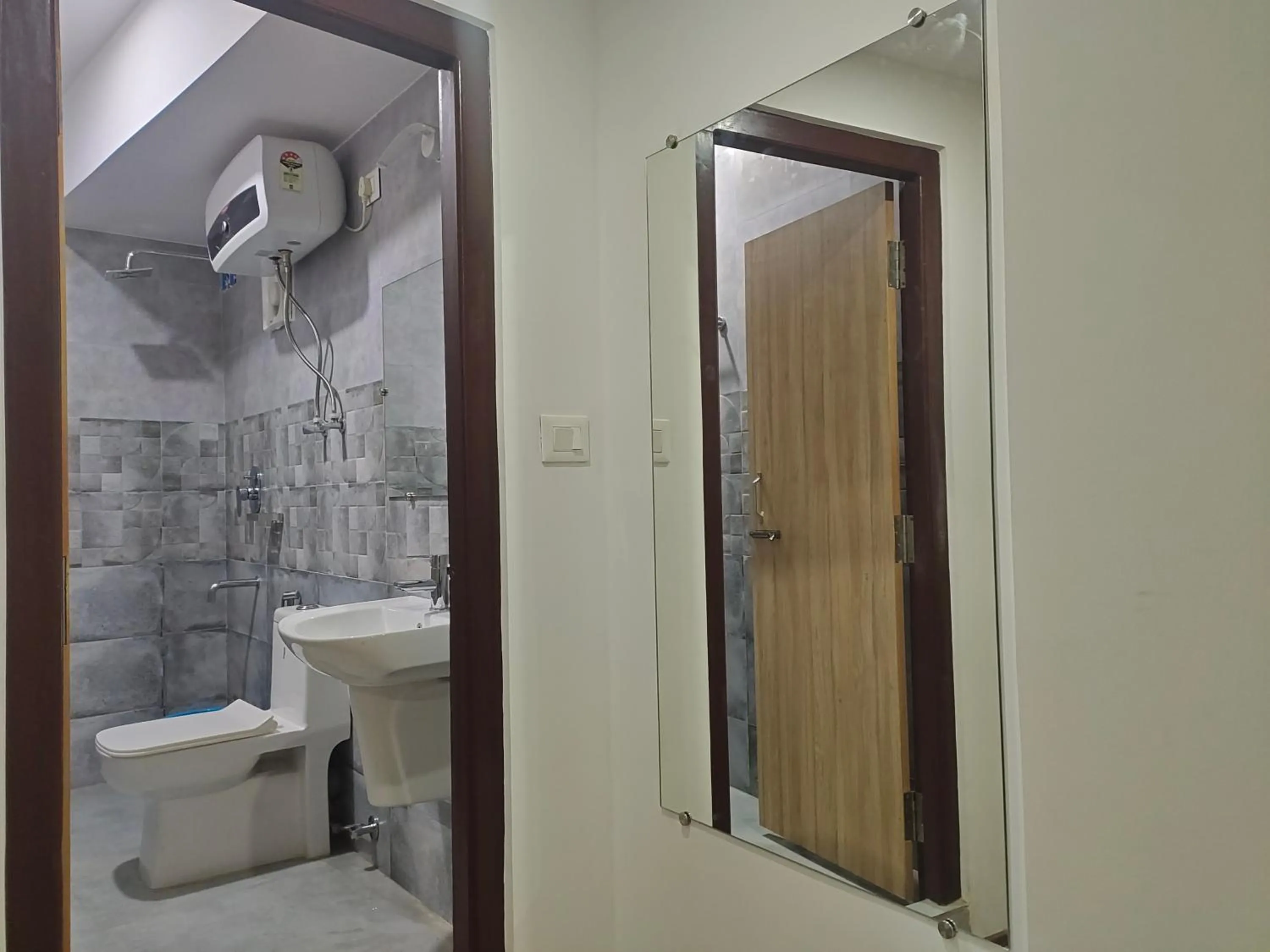 Shower in Shanol Residency