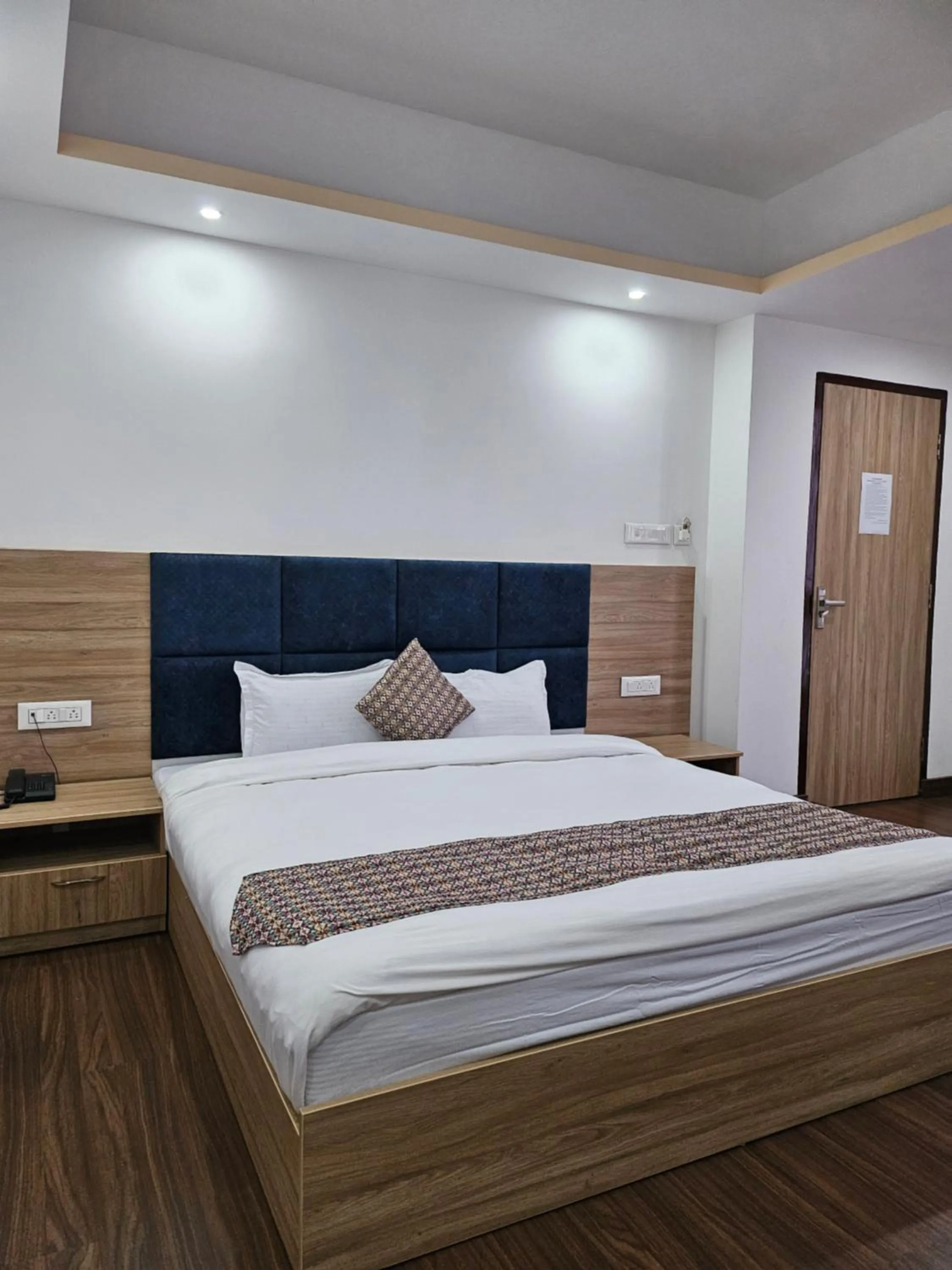 Bed in Shanol Residency