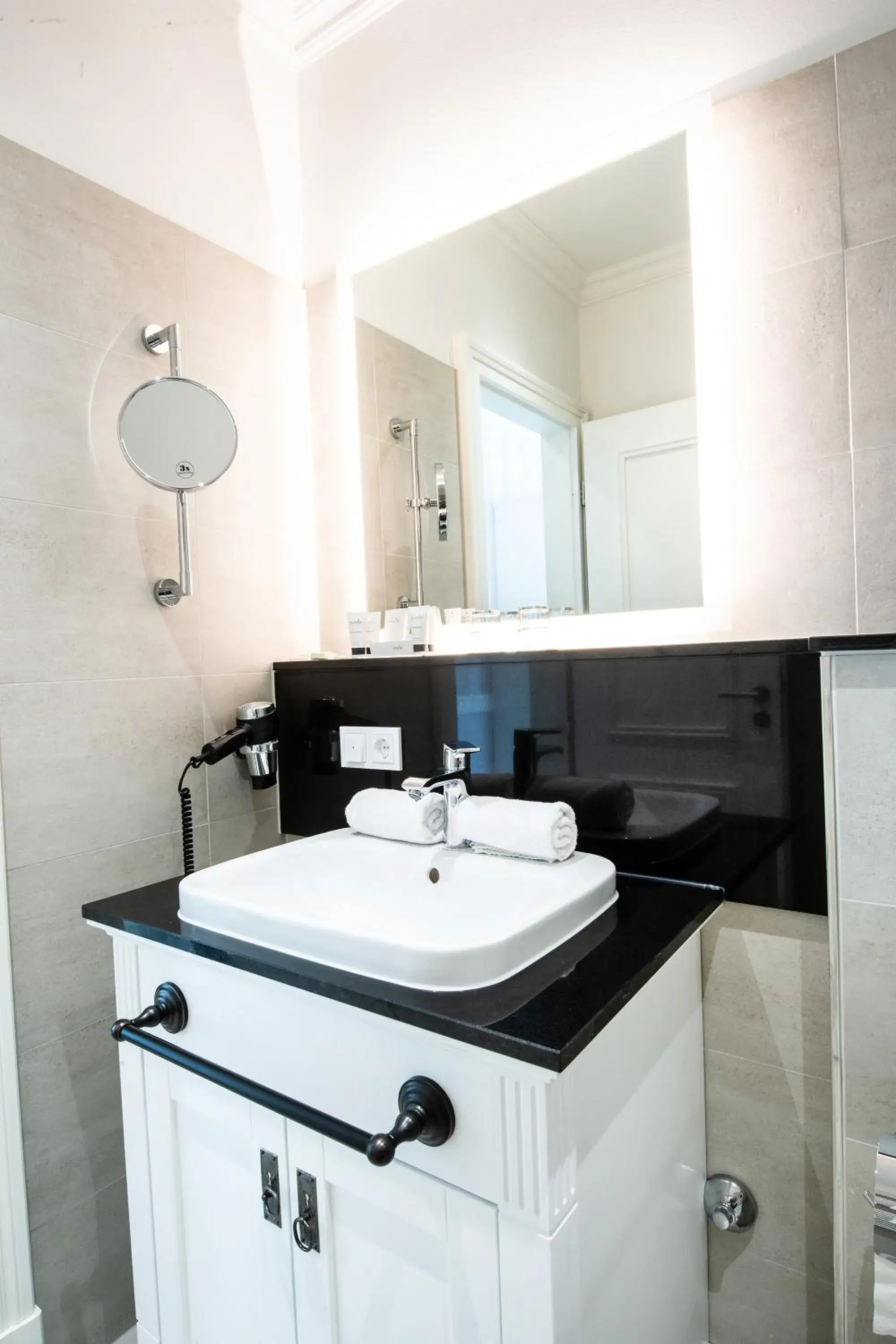 Double Room - Annex in Hotel IV Jahreszeiten Kühlungsborn Double Room - Annex in Hotel IV Jahreszeiten Kühlungsborn