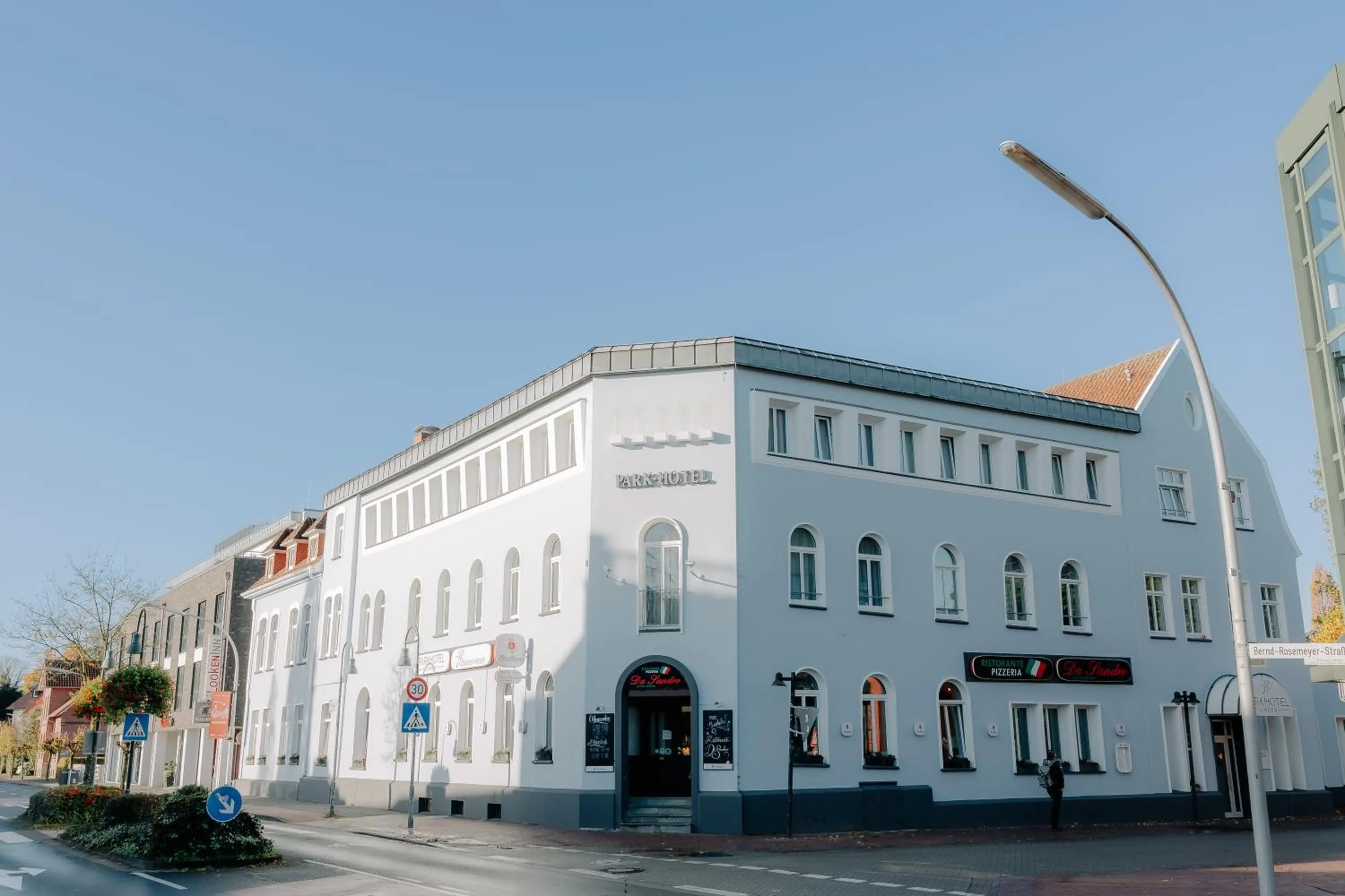 Property building in Parkhotel Lingen by Hackmann