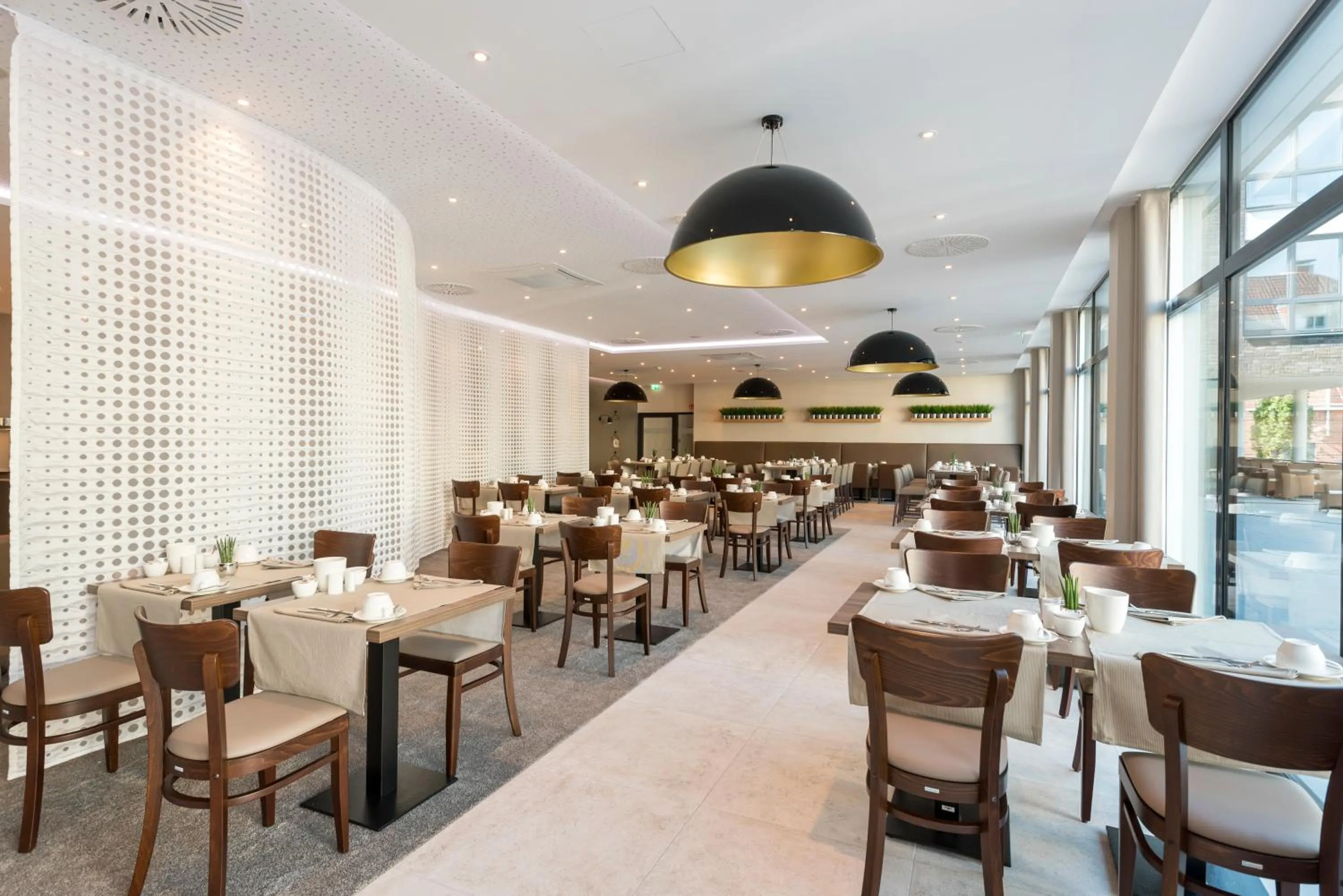 Restaurant/places to eat in Parkhotel Lingen by Hackmann
