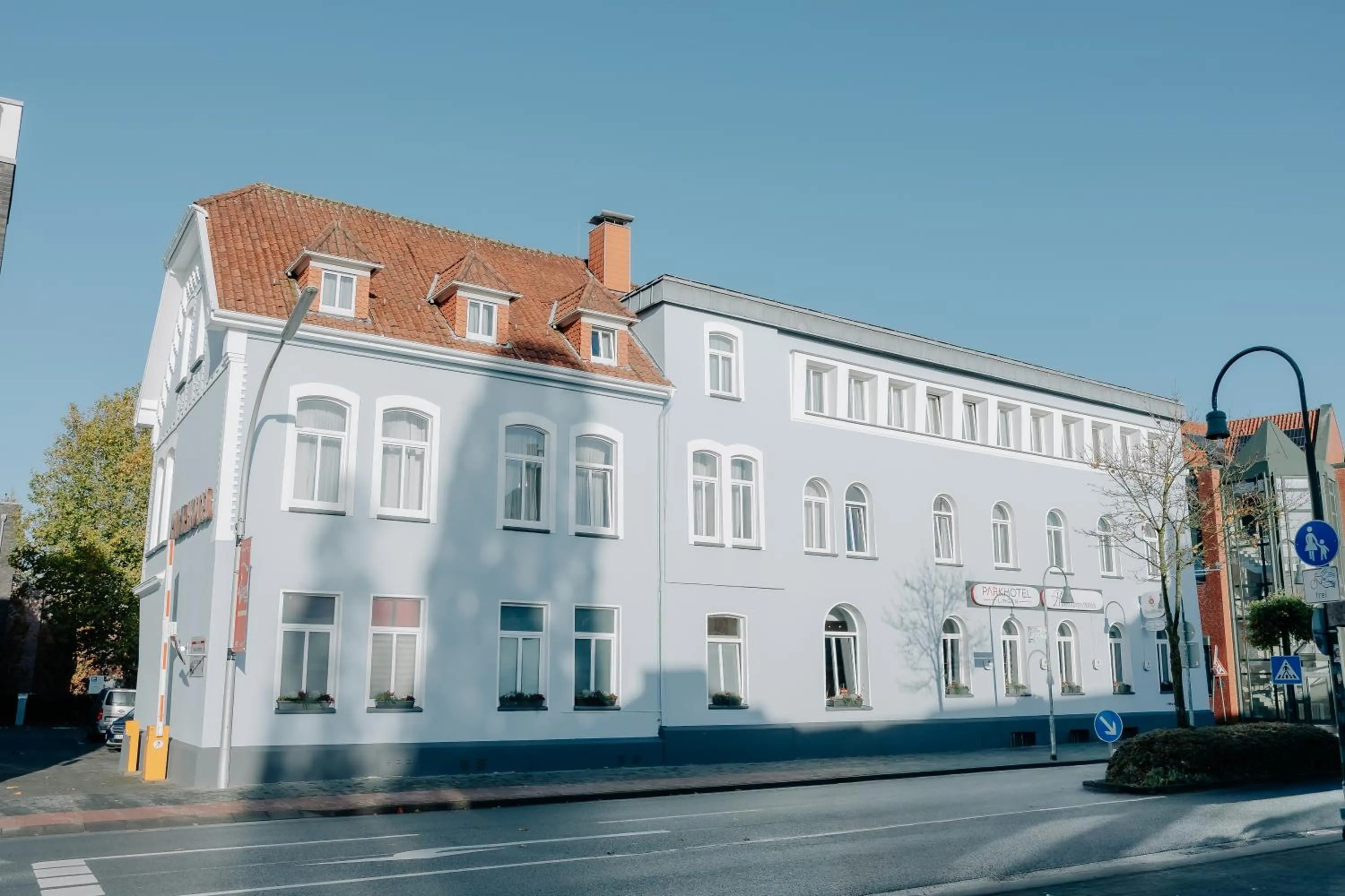 Property building in Parkhotel Lingen by Hackmann