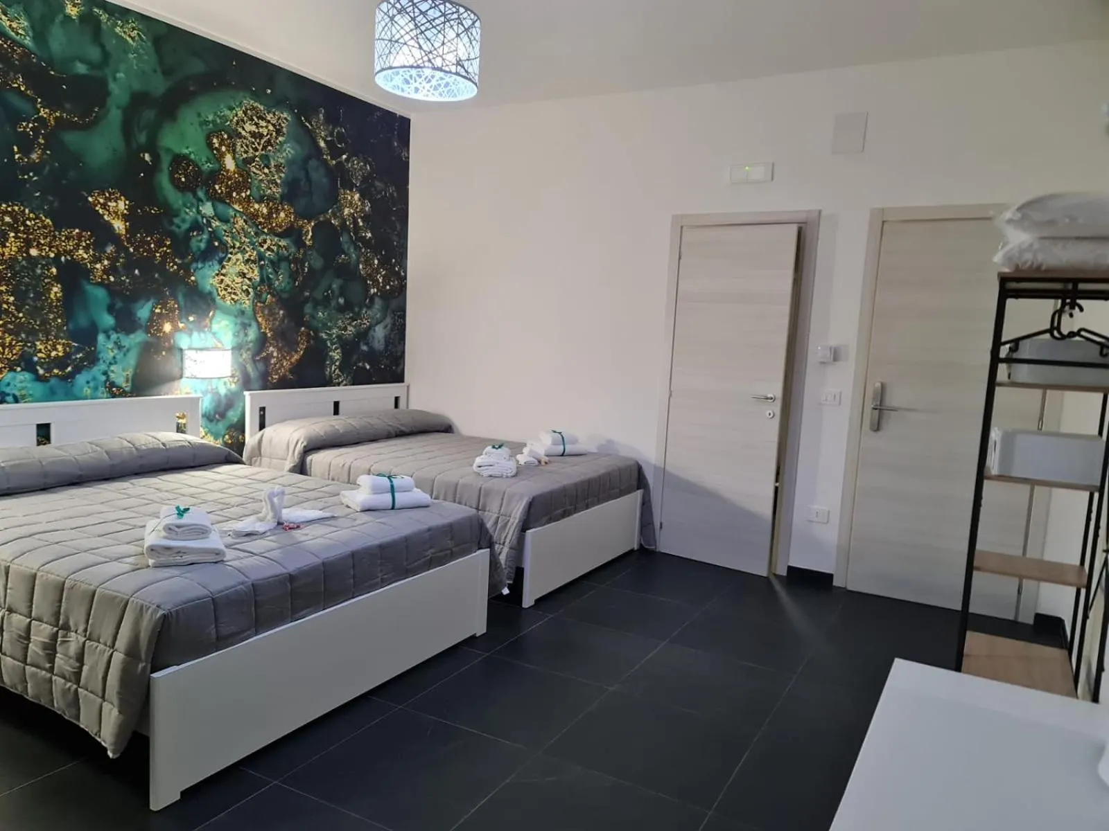 Photo of the whole room, Bed in Gaisa Naples - Bed and Breakfast