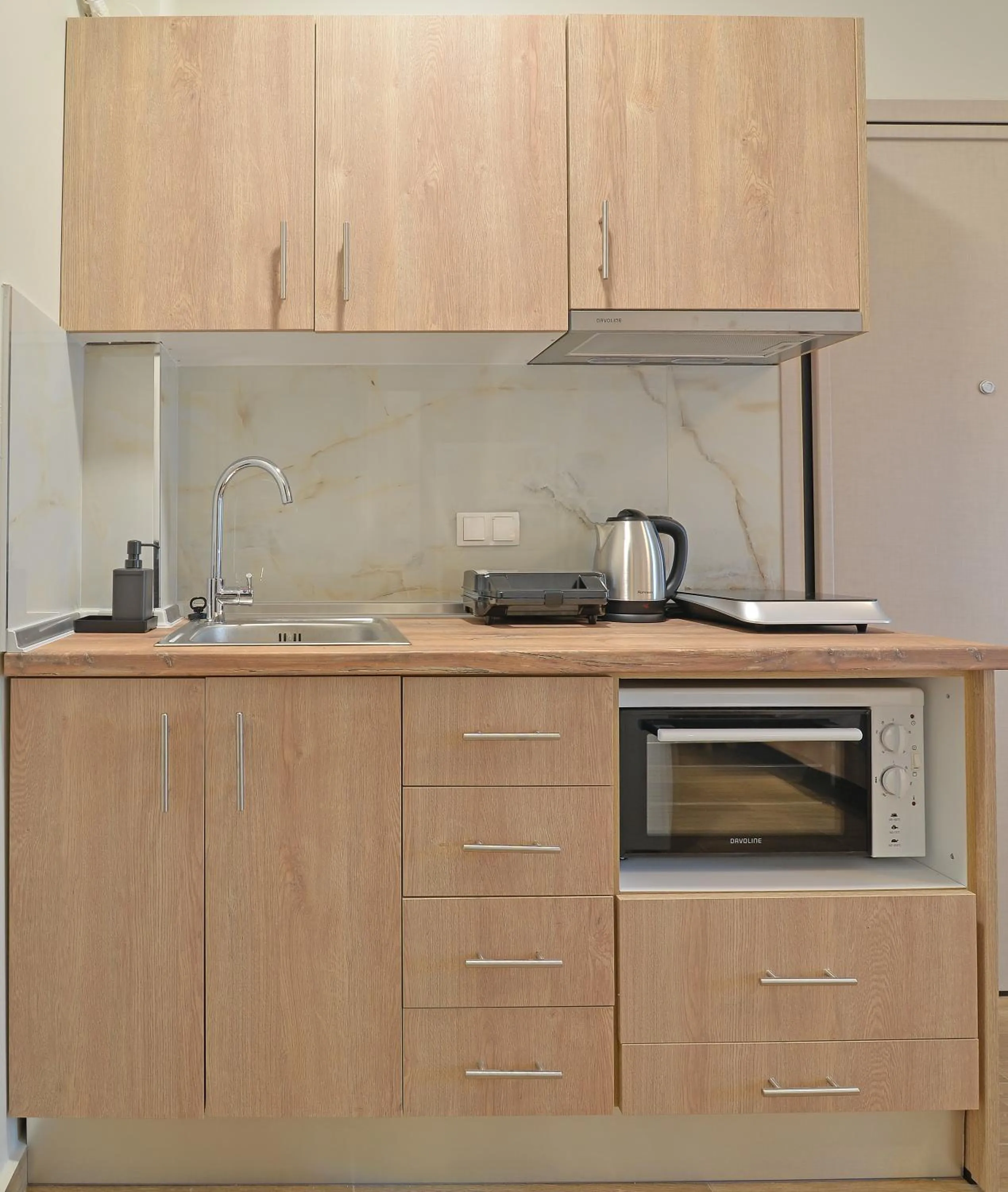 Kitchen or kitchenette in Niel Holiday Apartments, Panel Hospitality Homes & Villas
