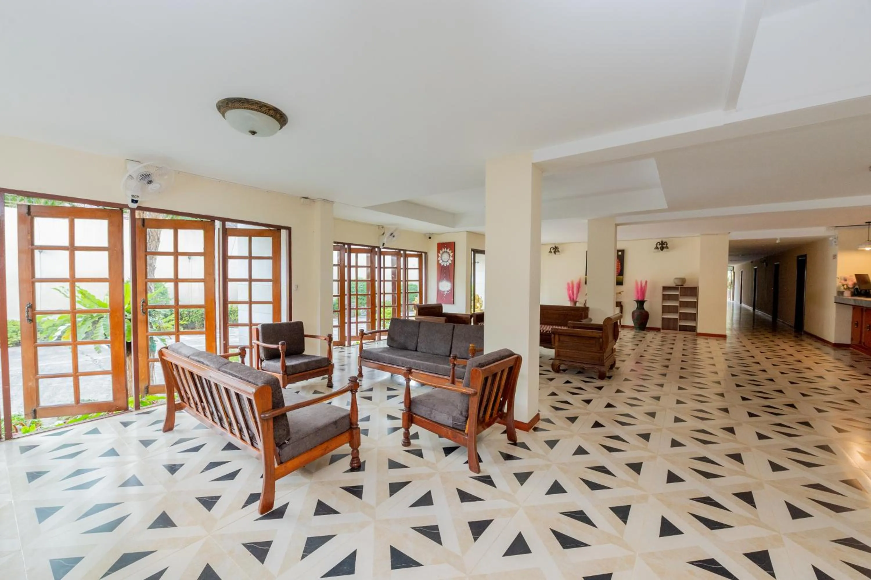 Lobby or reception in Hillside Resort