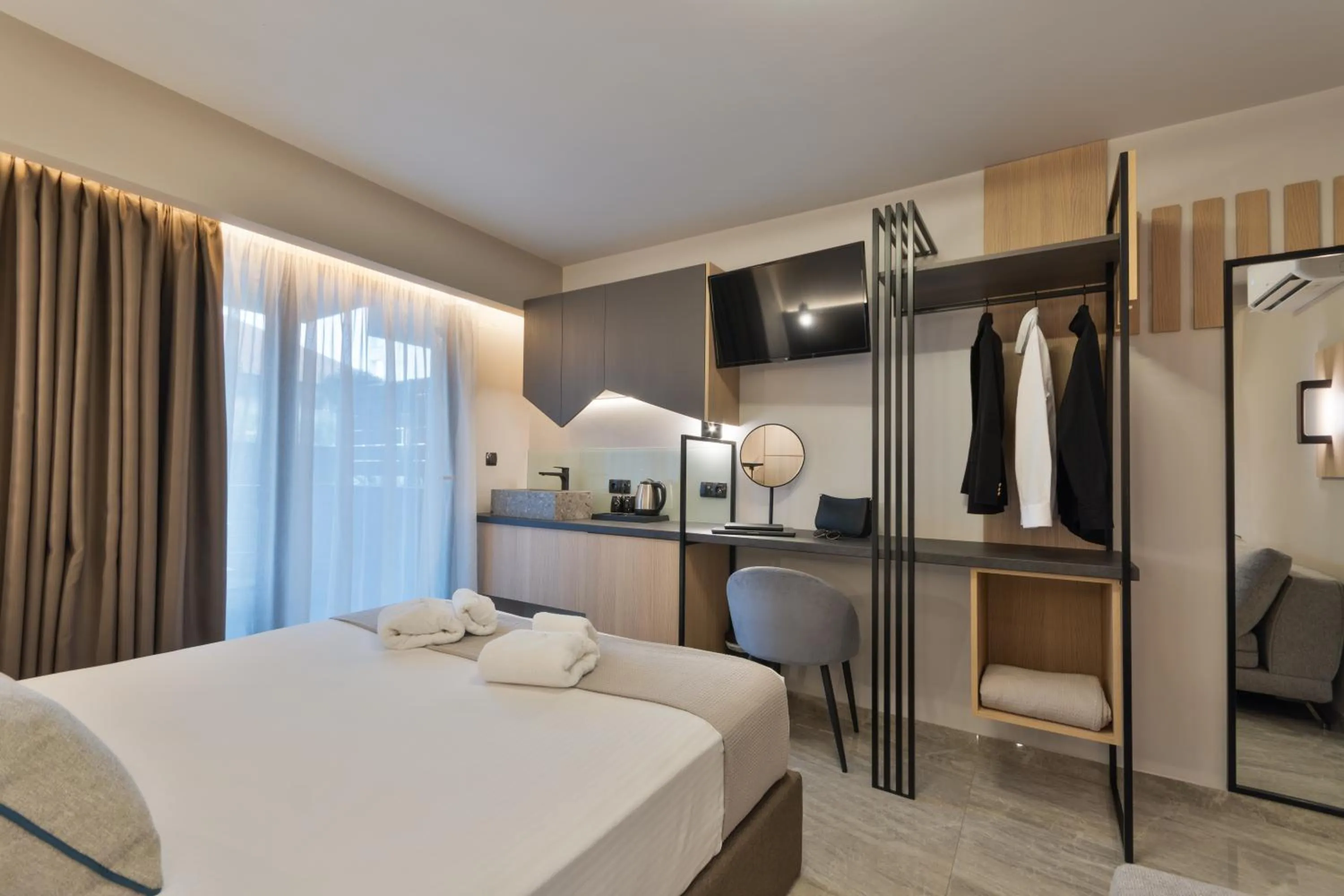 Bedroom, Bed in Costa De Luxe Suites