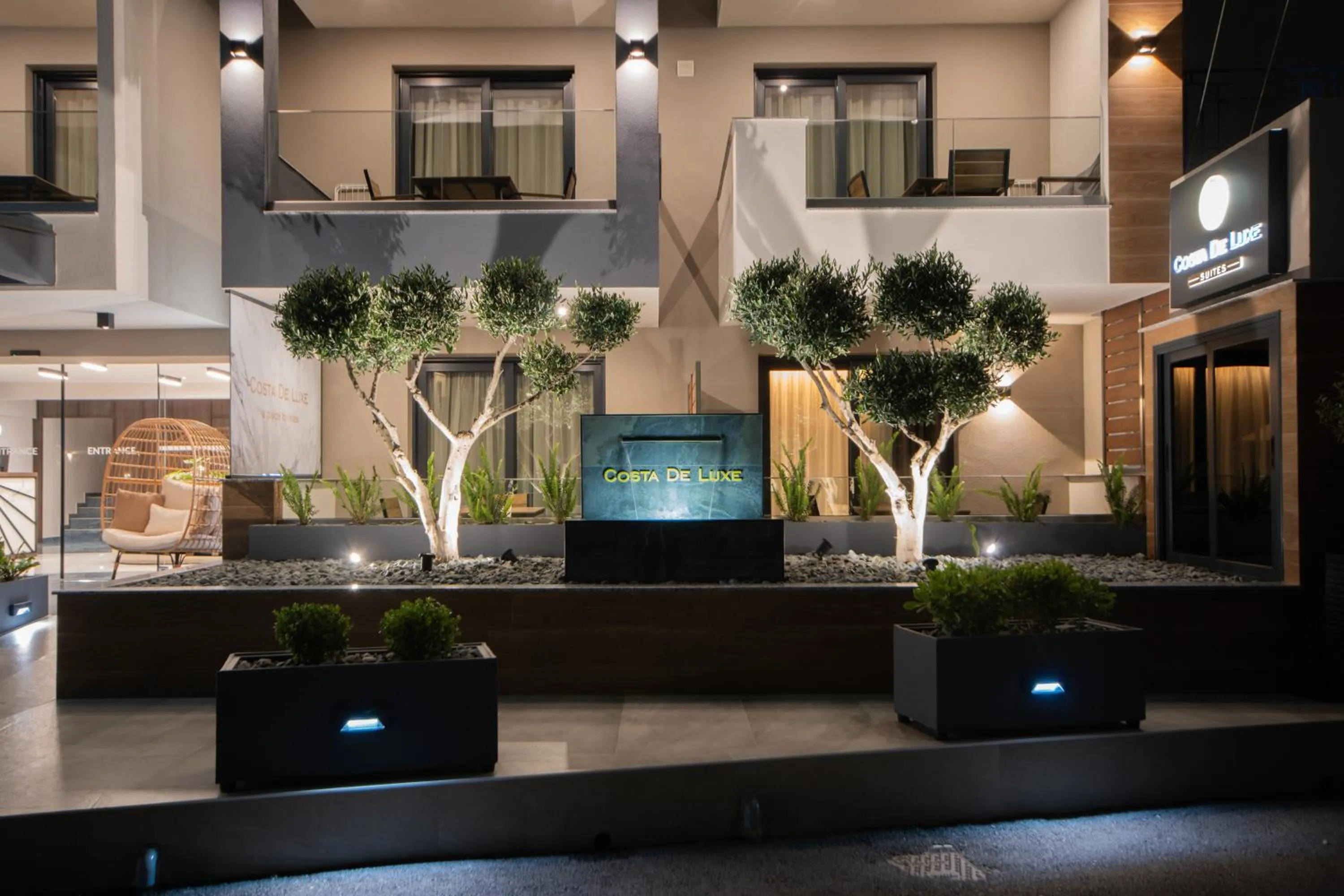 Night in Costa De Luxe Suites