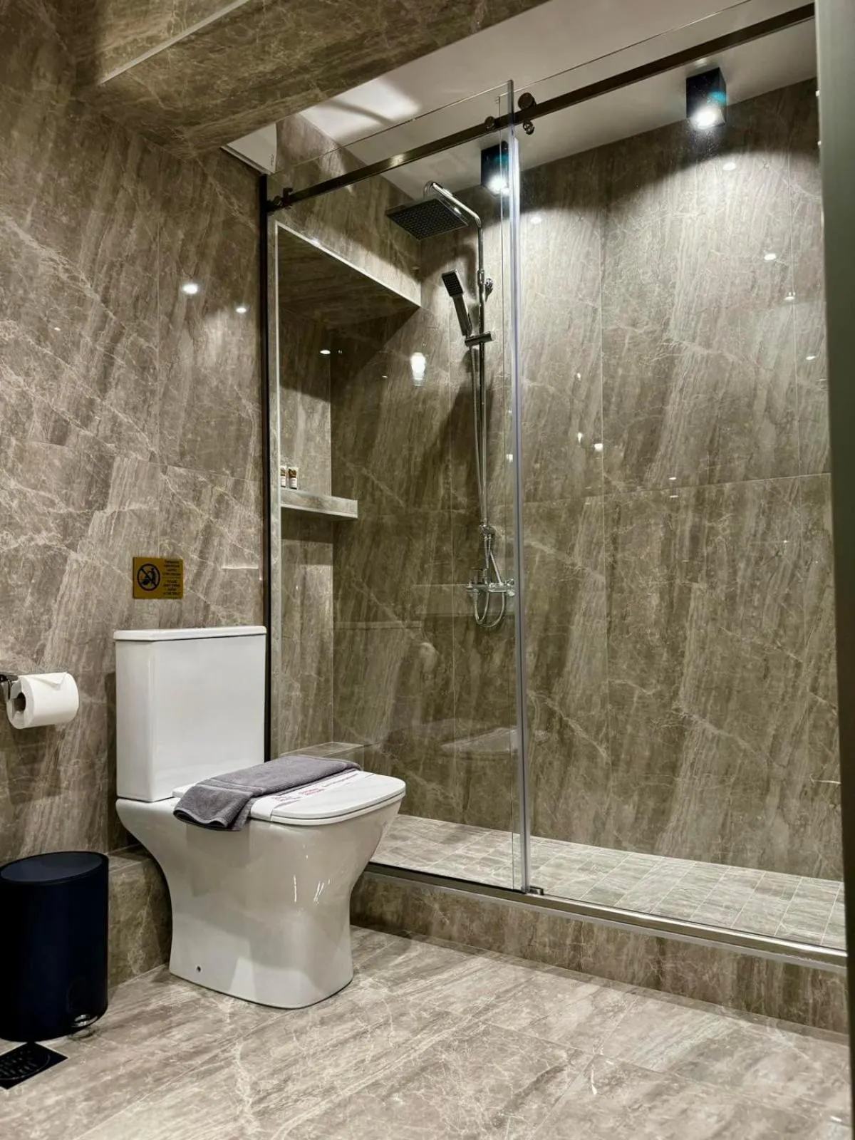Bathroom in Costa De Luxe Suites