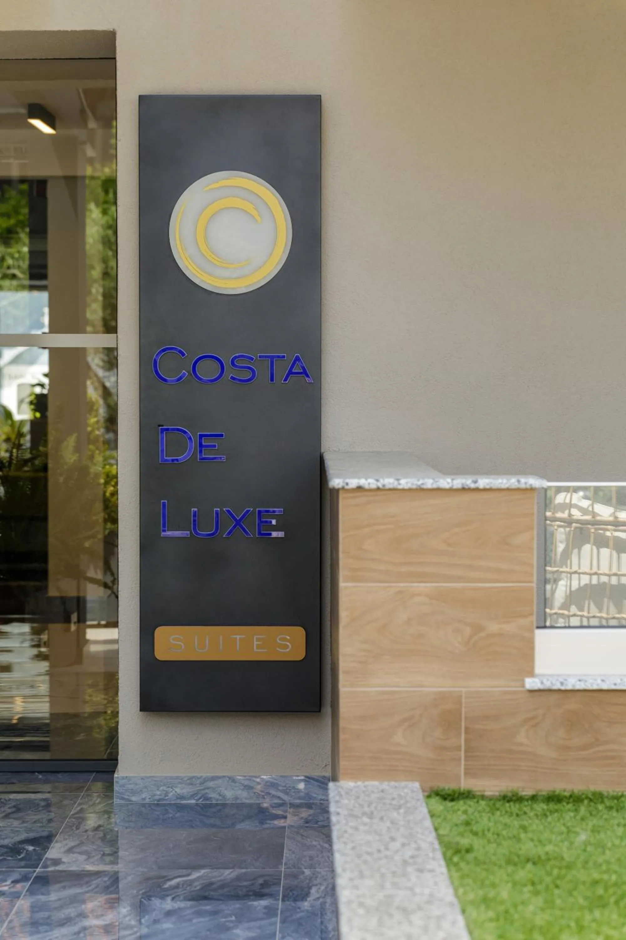 Facade/entrance in Costa De Luxe Suites