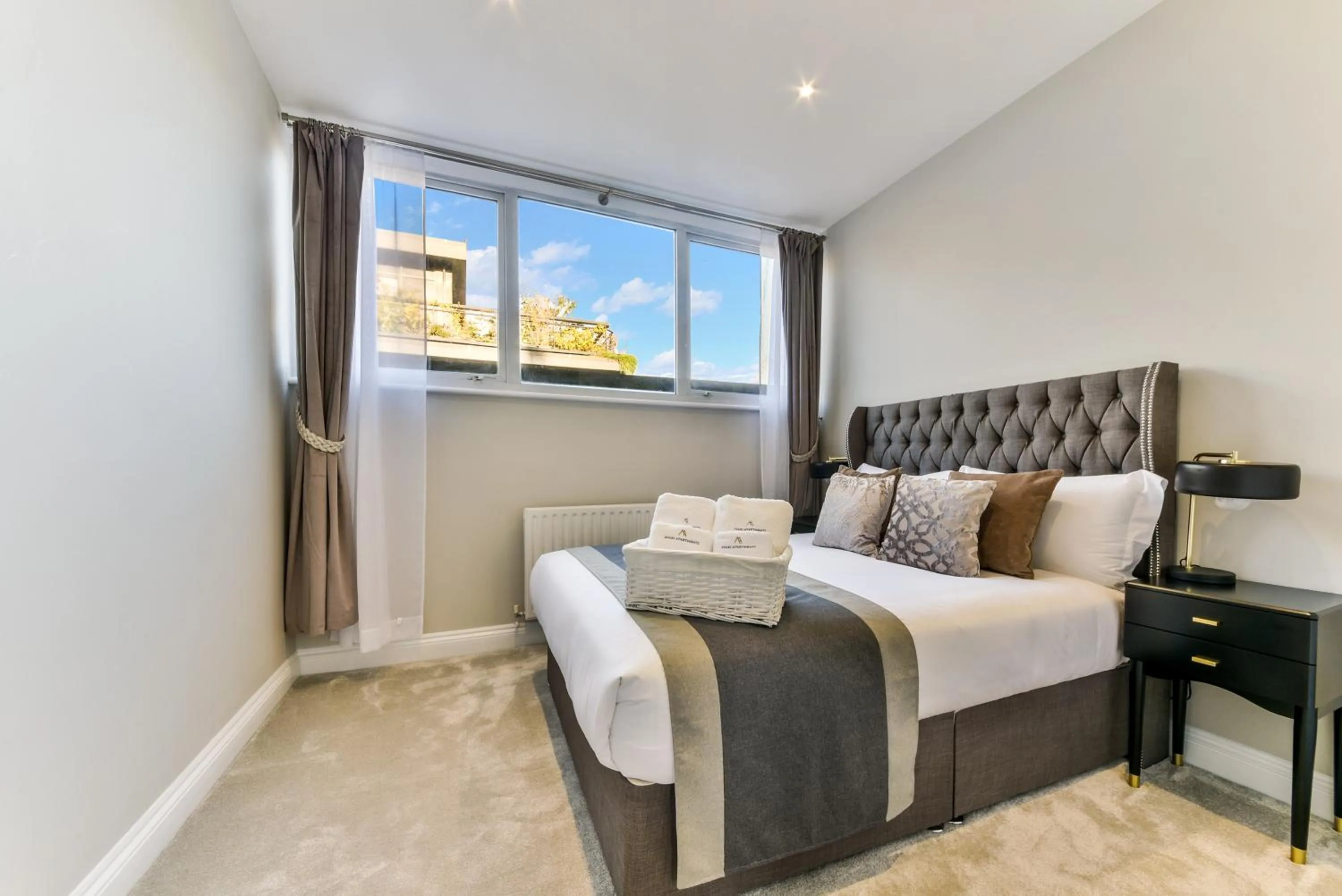 Bed in Avari Apartments - Hatton Collection