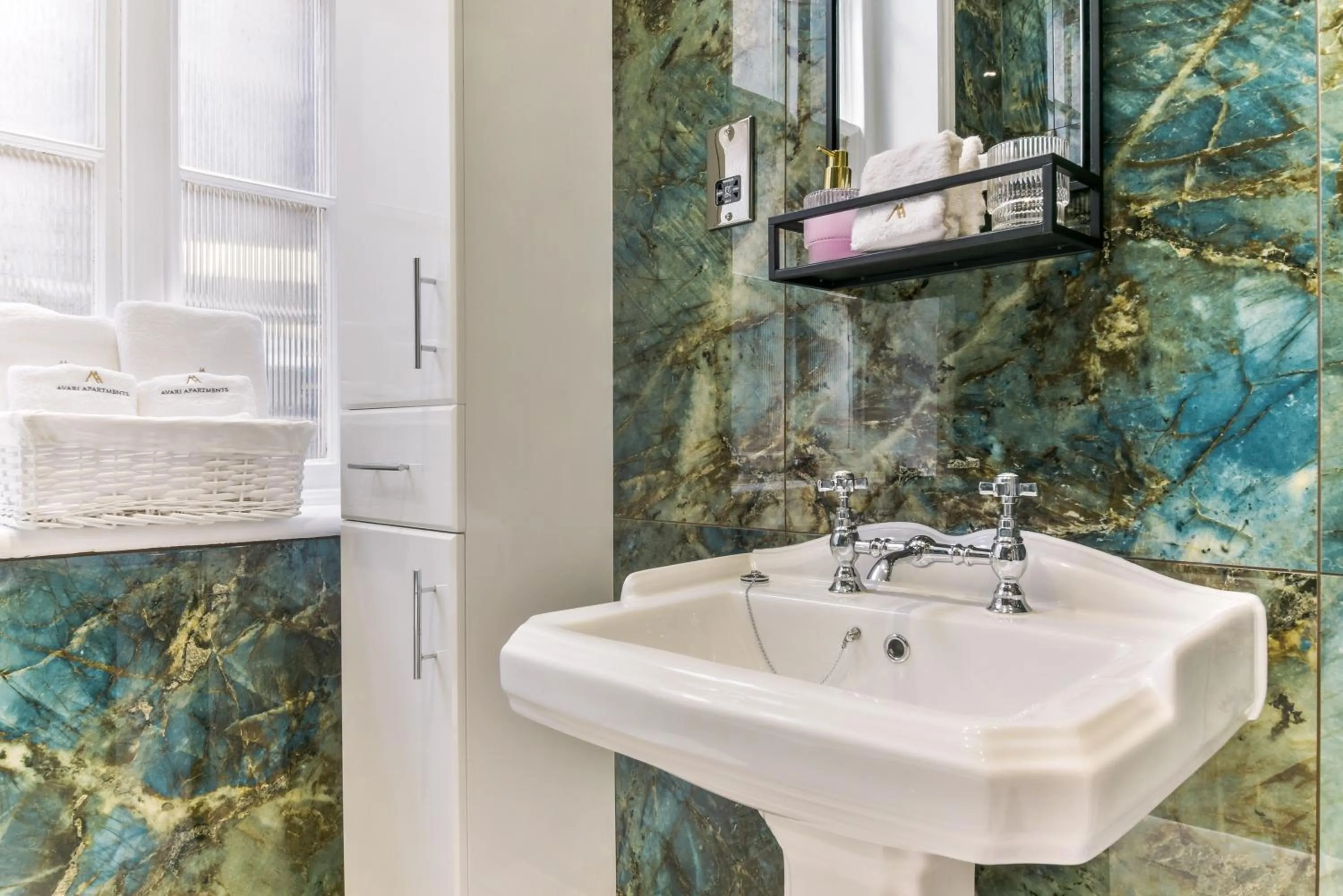 Bathroom in Avari Apartments - Hatton Collection