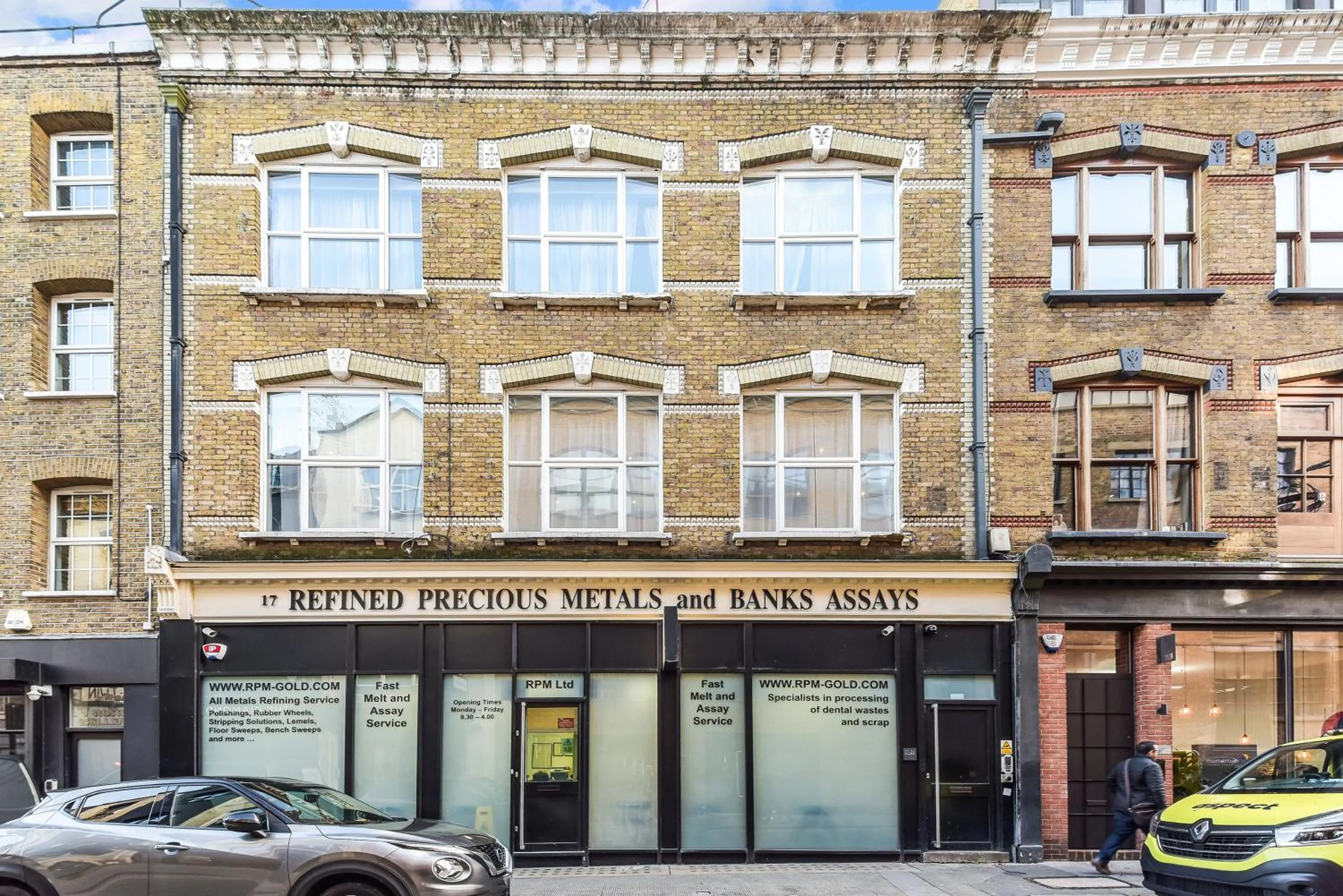 Property building in Avari Apartments - Hatton Collection