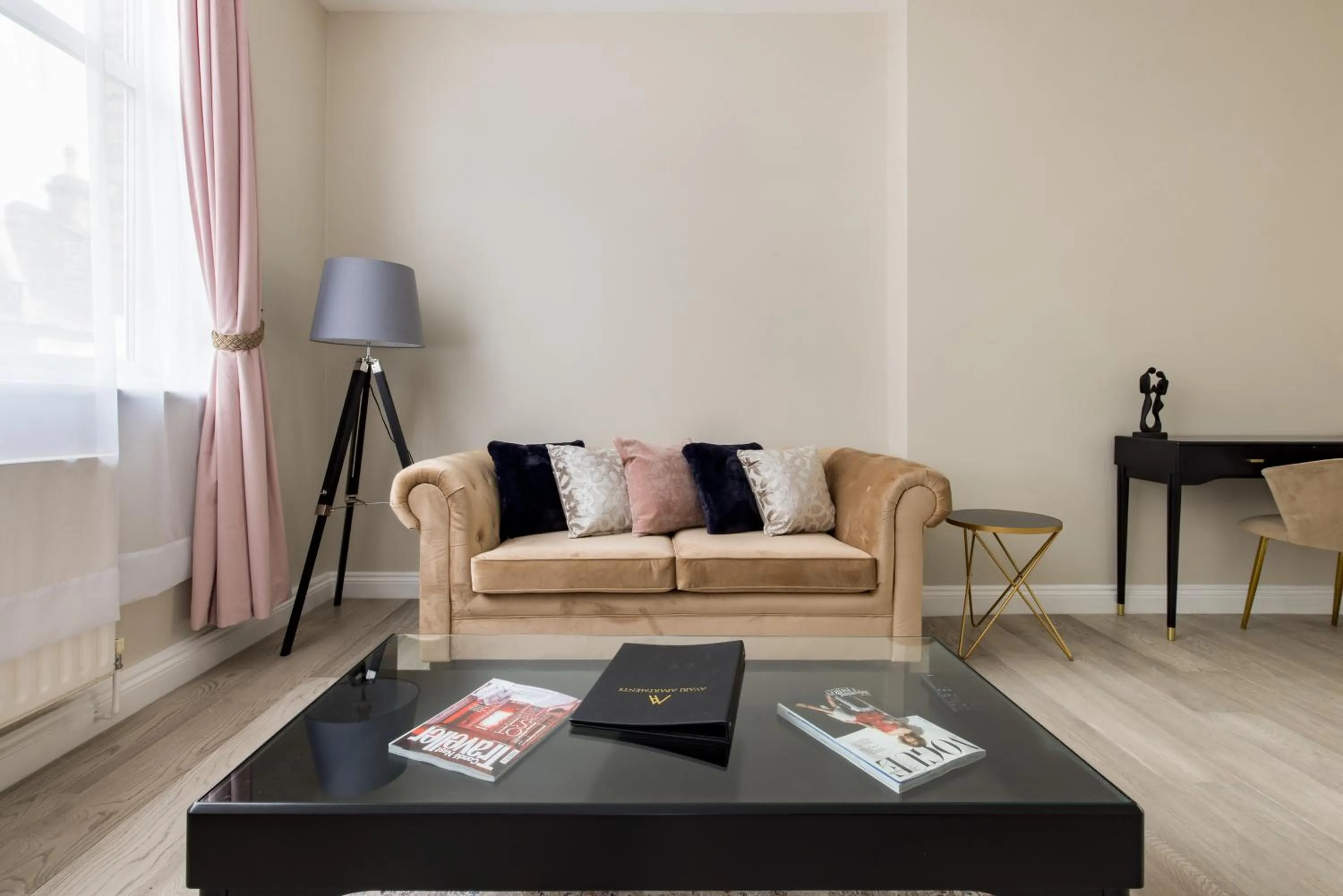 Living room in Avari Apartments - Hatton Collection