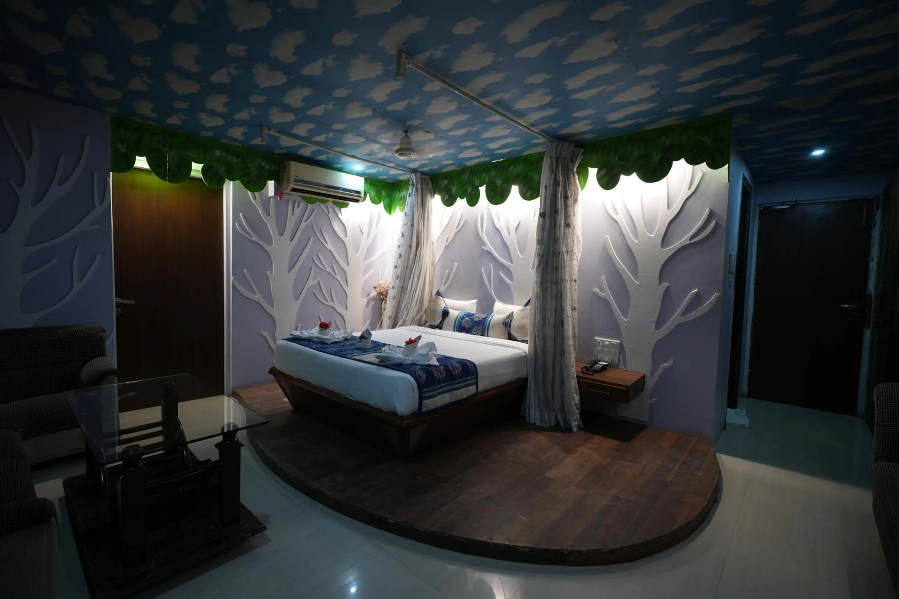 Bedroom, Bed in Hotel City Symphony