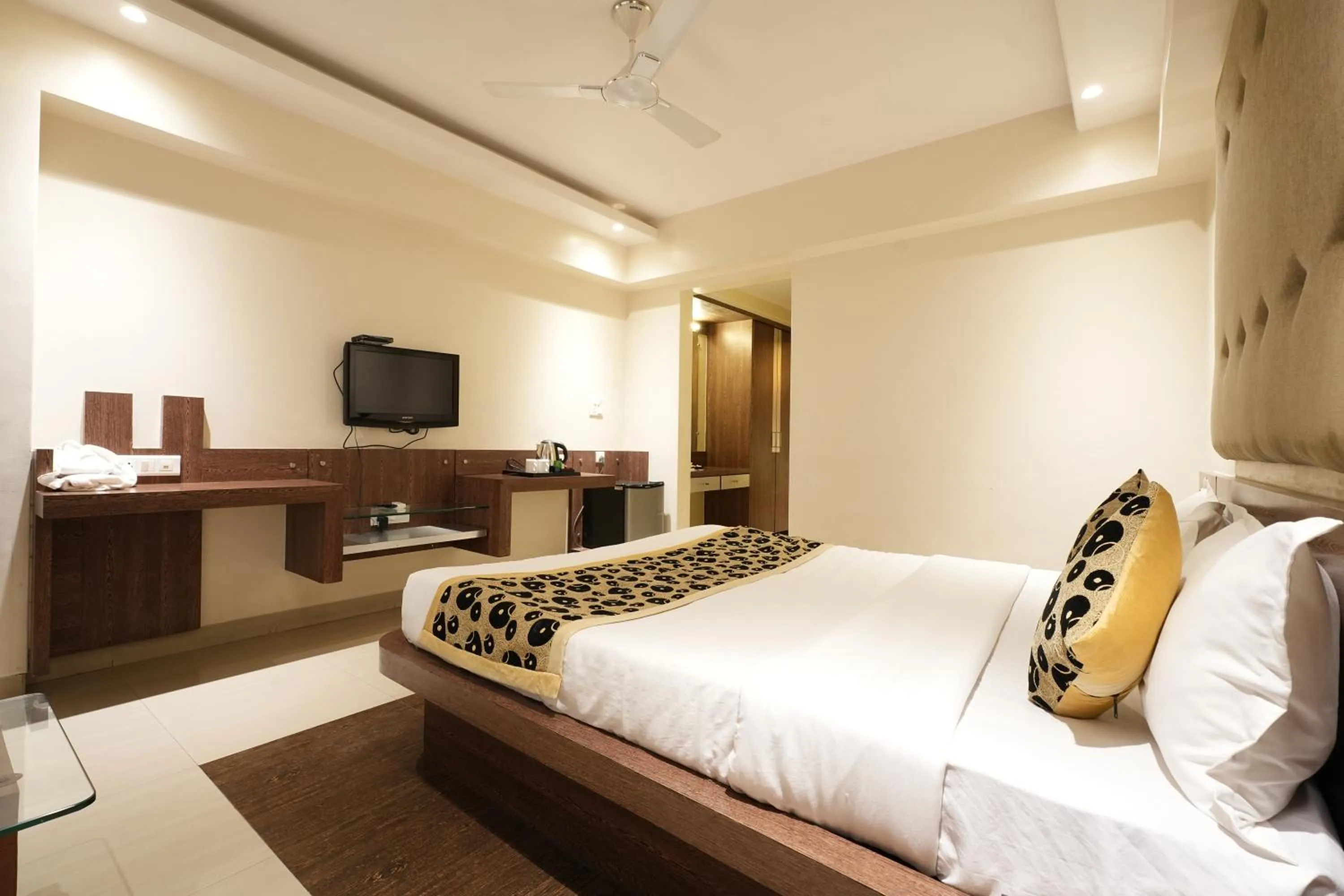 TV and multimedia, Bed in Hotel City Symphony