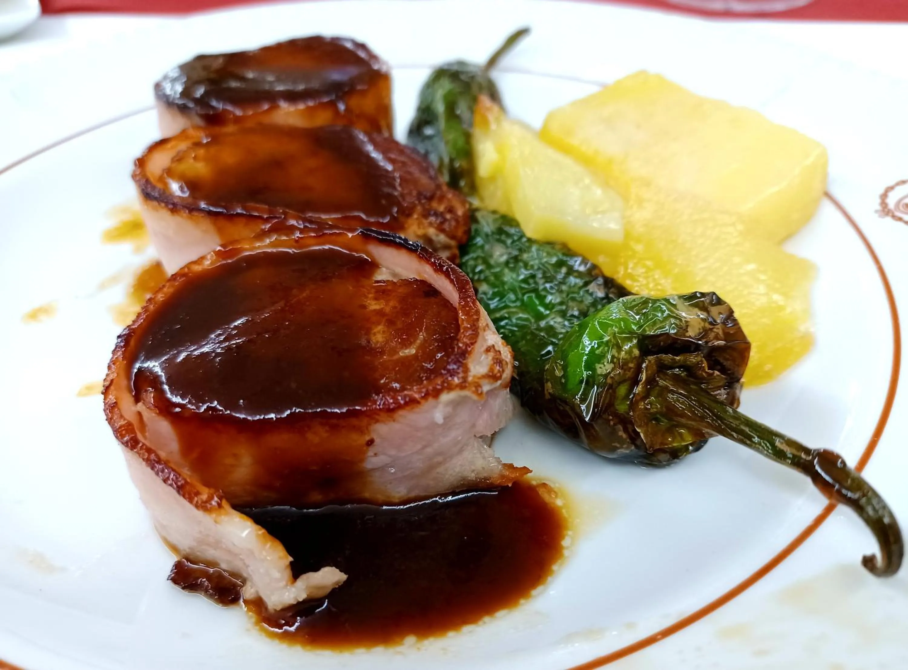 Food and drinks in Hotel Santa Cecilia