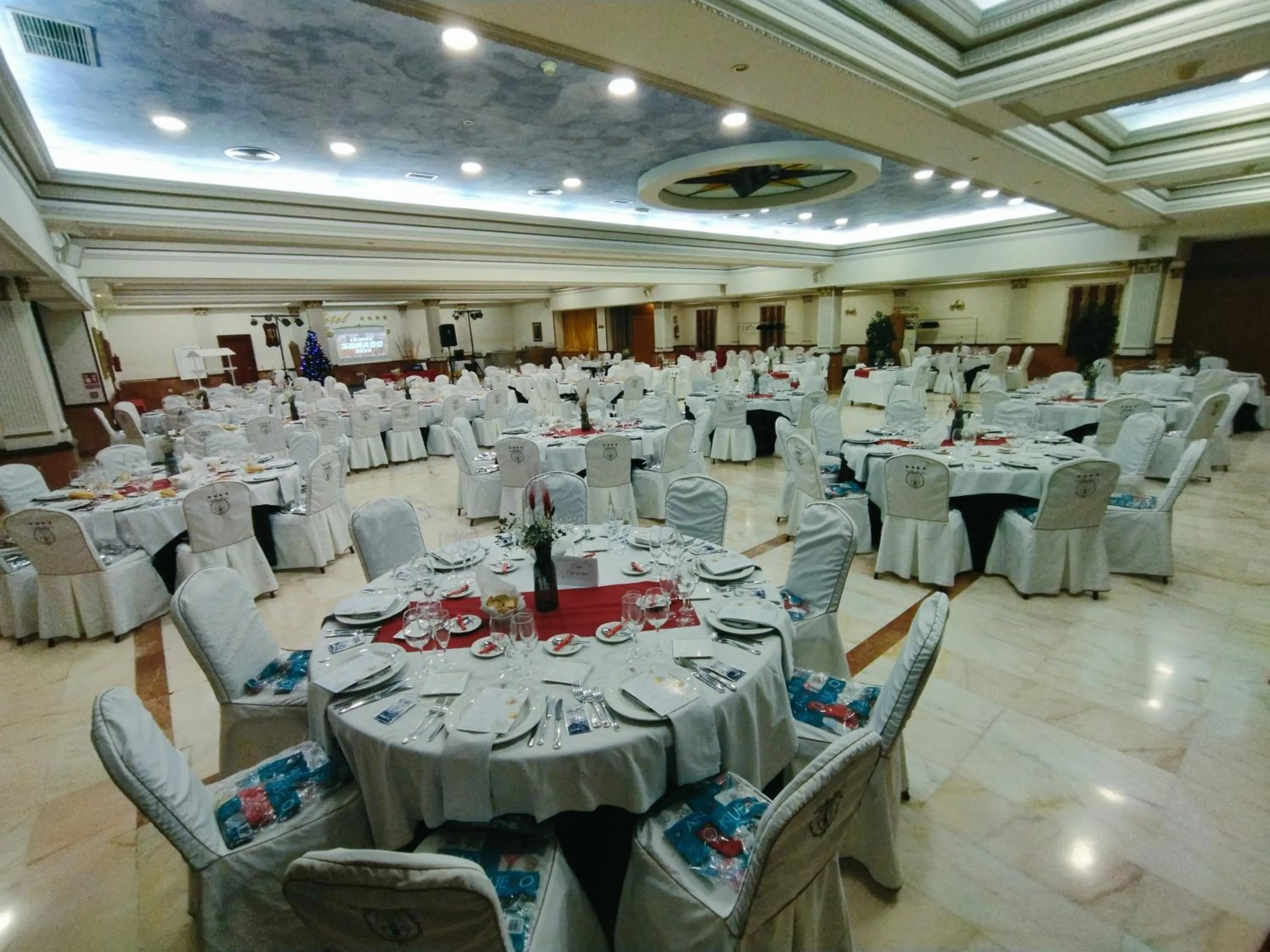 Restaurant/places to eat in Hotel Santa Cecilia