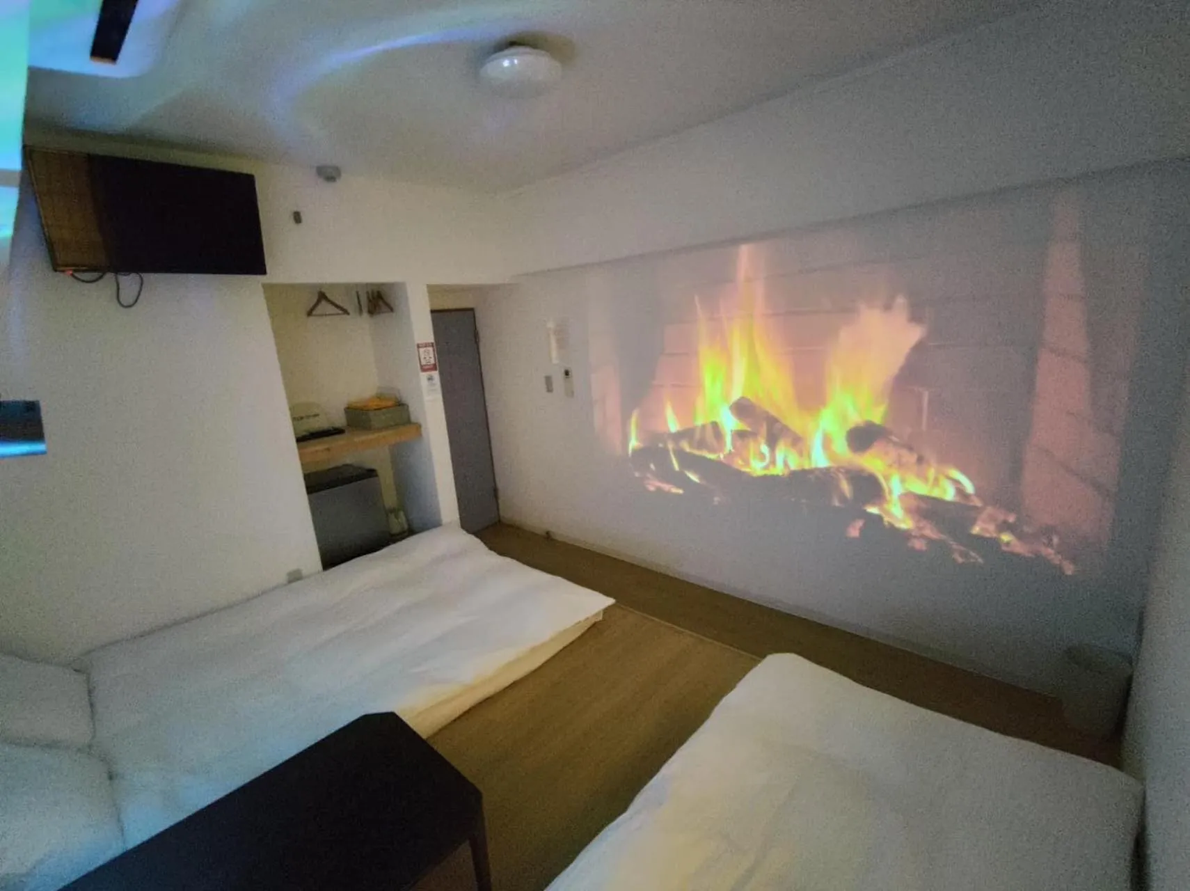 TV and multimedia, Bed in Hostel Belle Via Tokyo