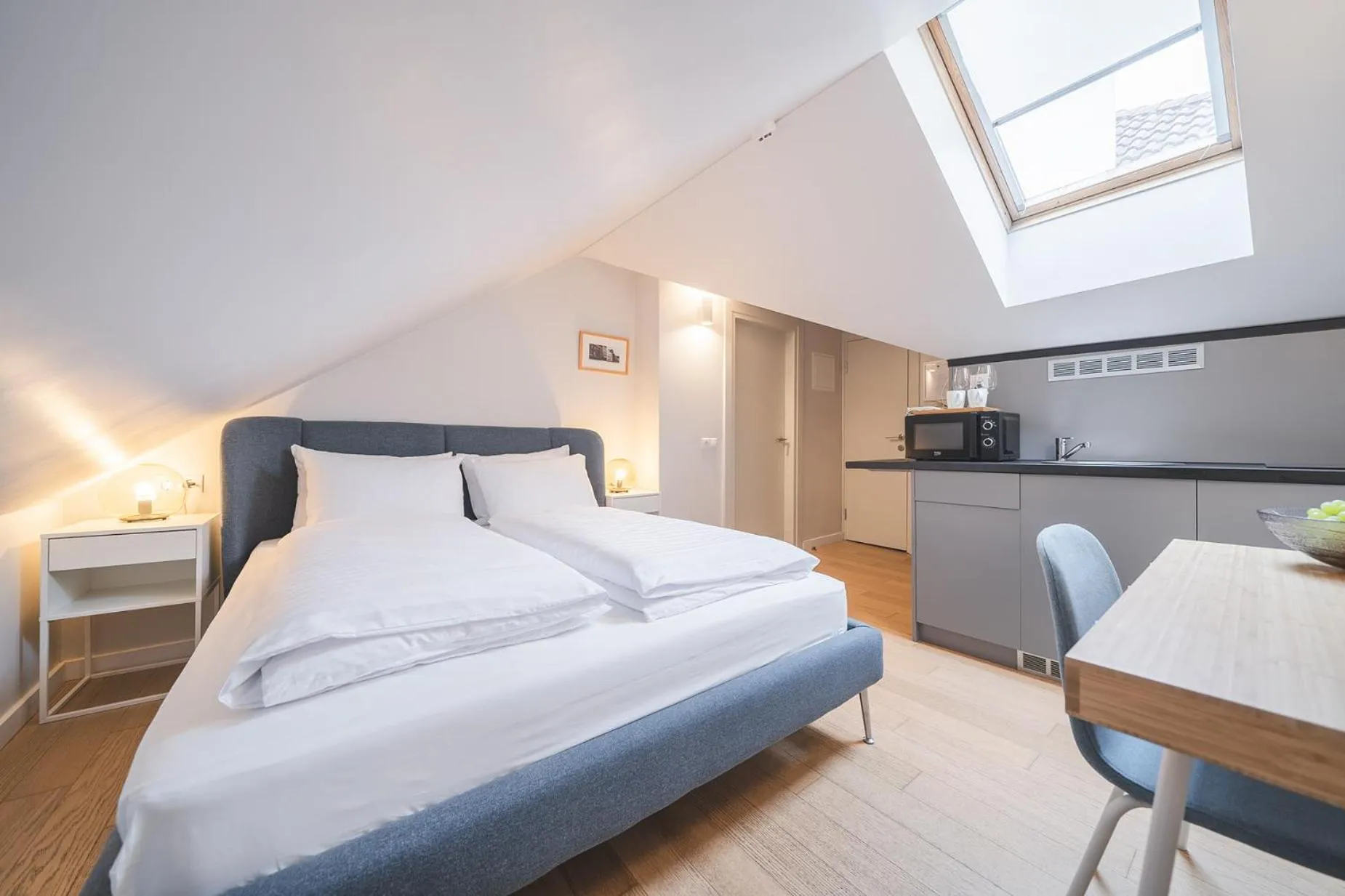 Bed in Lollo Luxury Residence - Lollo Stay